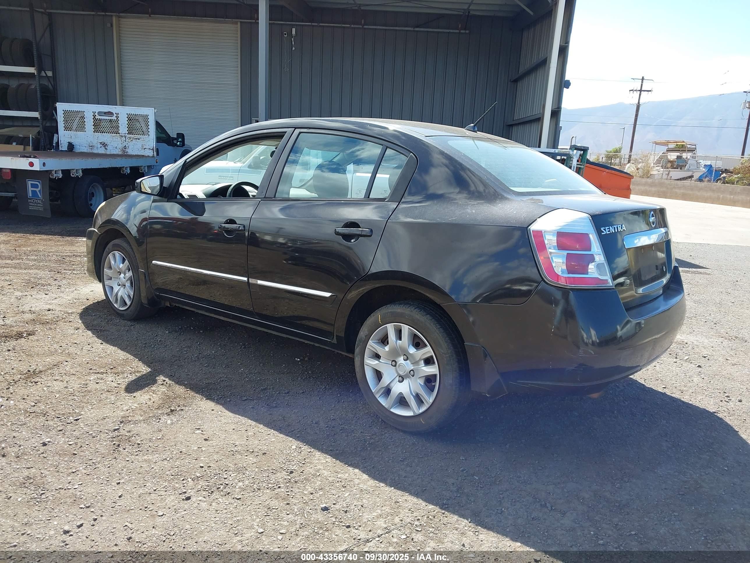 NISSAN SENTRA image 3