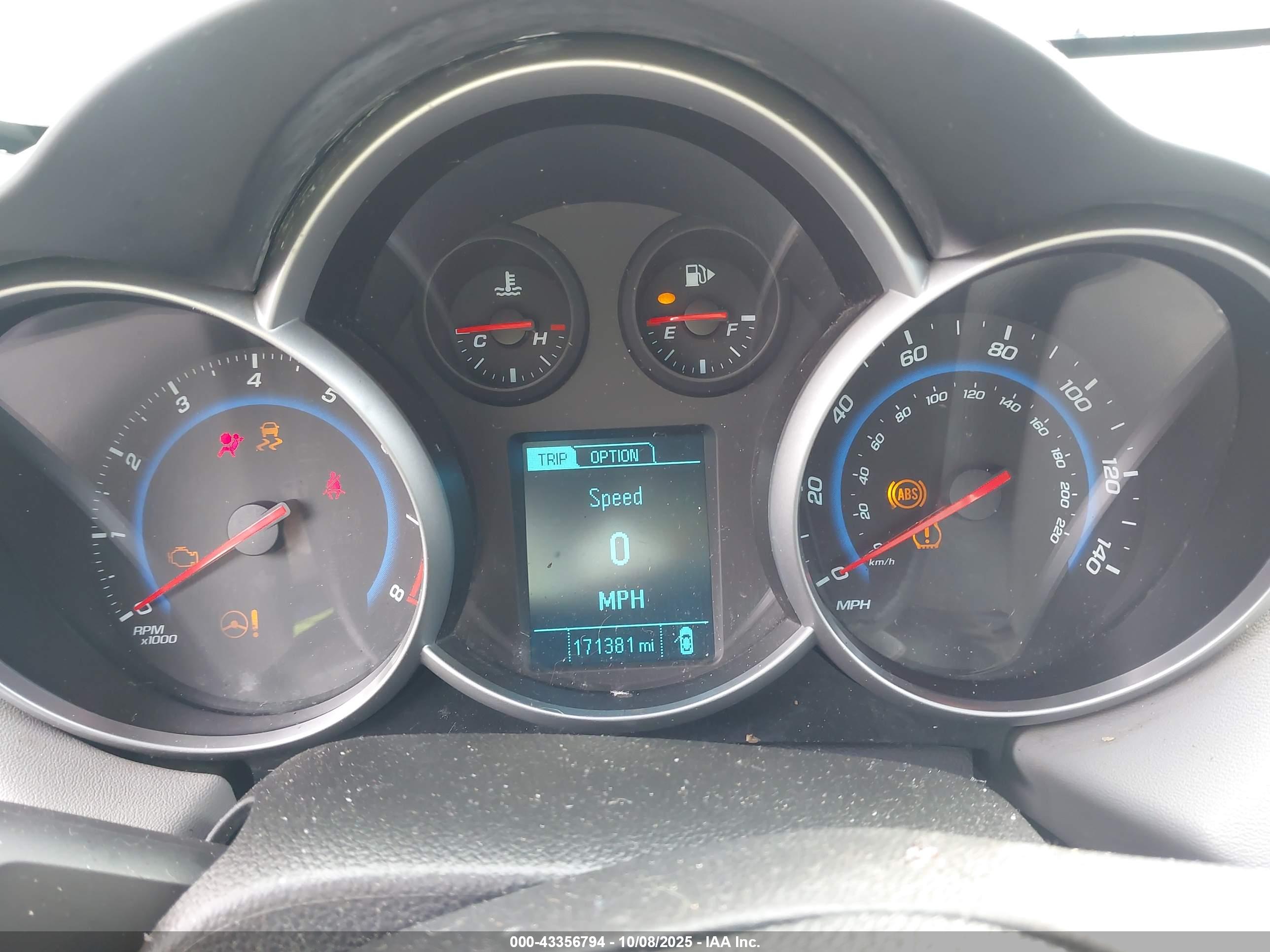 CHEVROLET CRUZE image 7