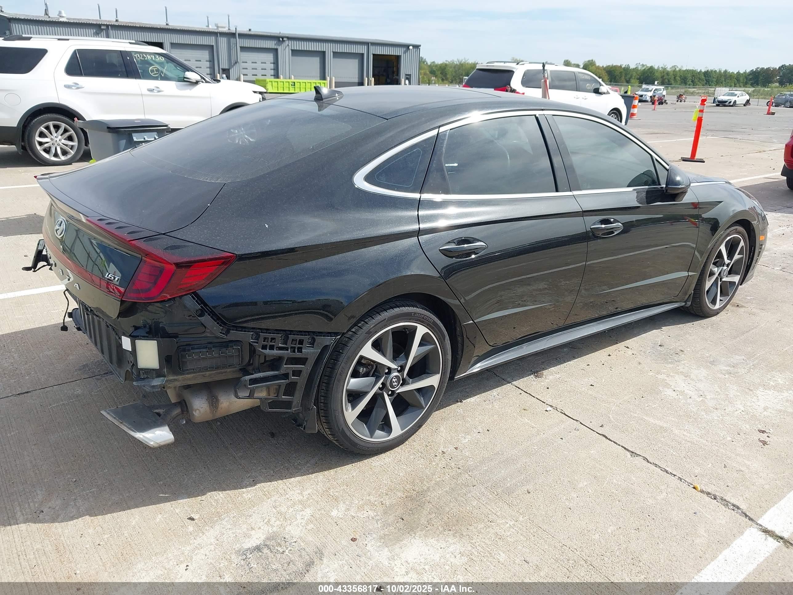 HYUNDAI SONATA image 4