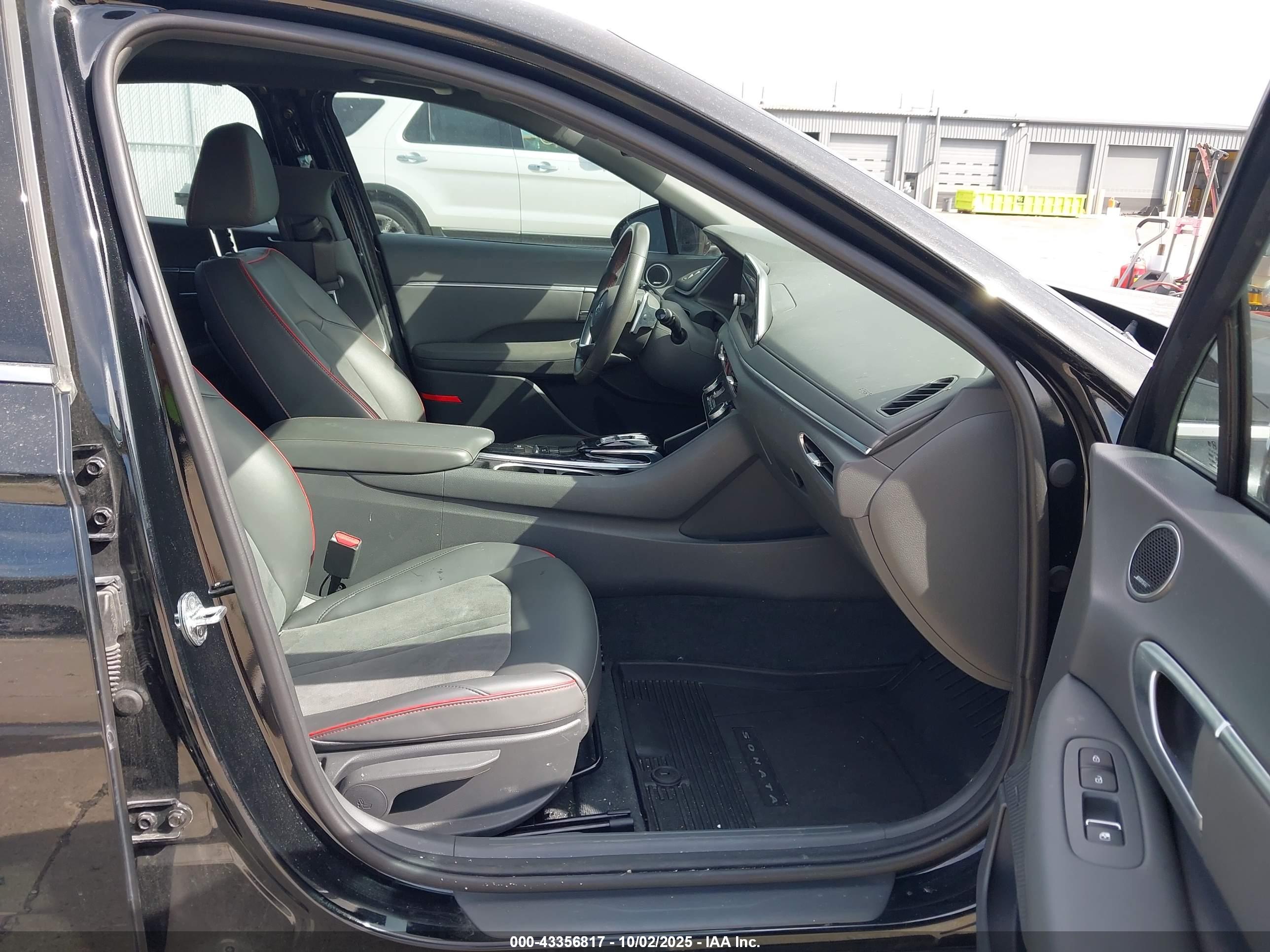 HYUNDAI SONATA image 5