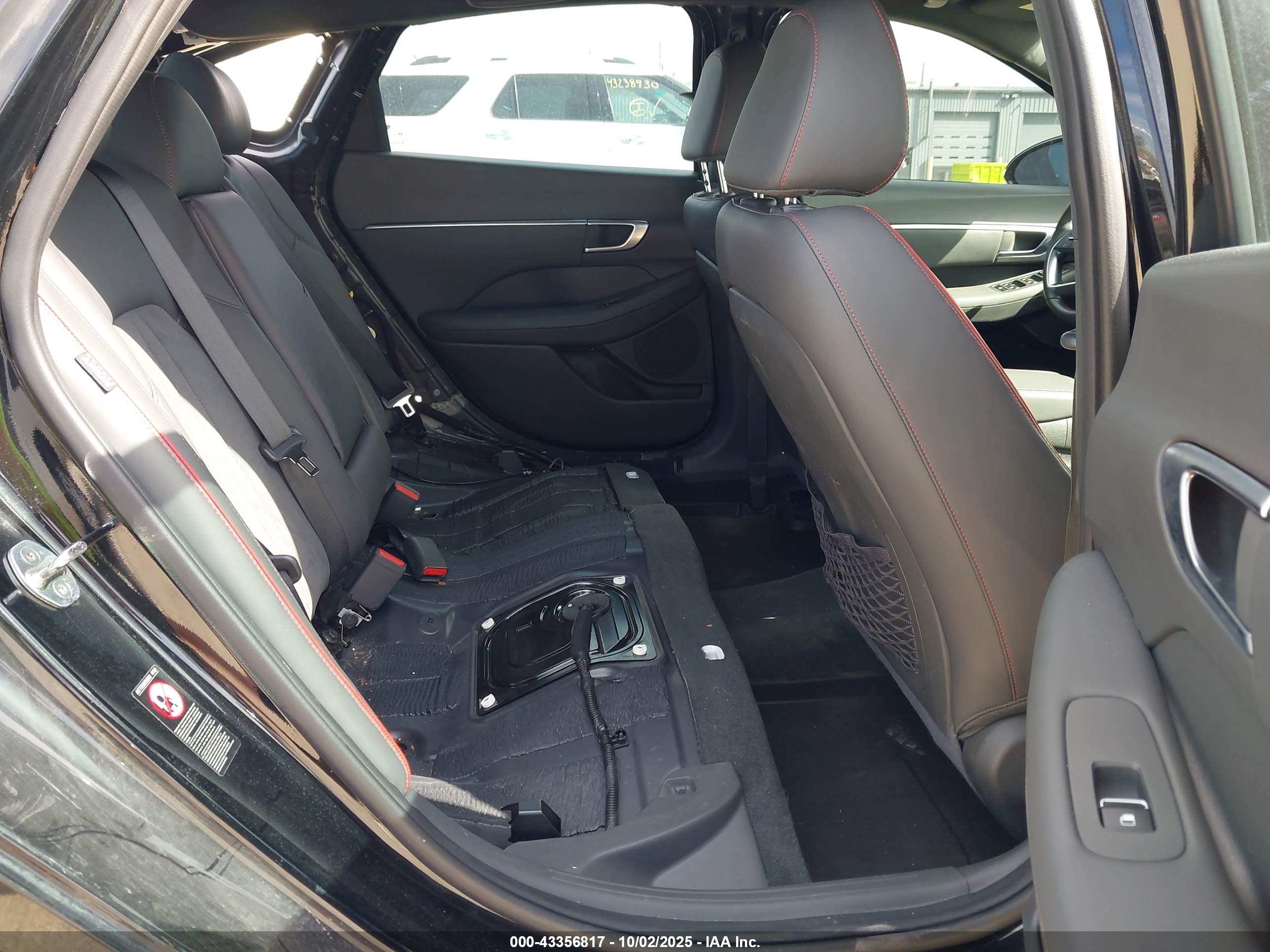 HYUNDAI SONATA image 8