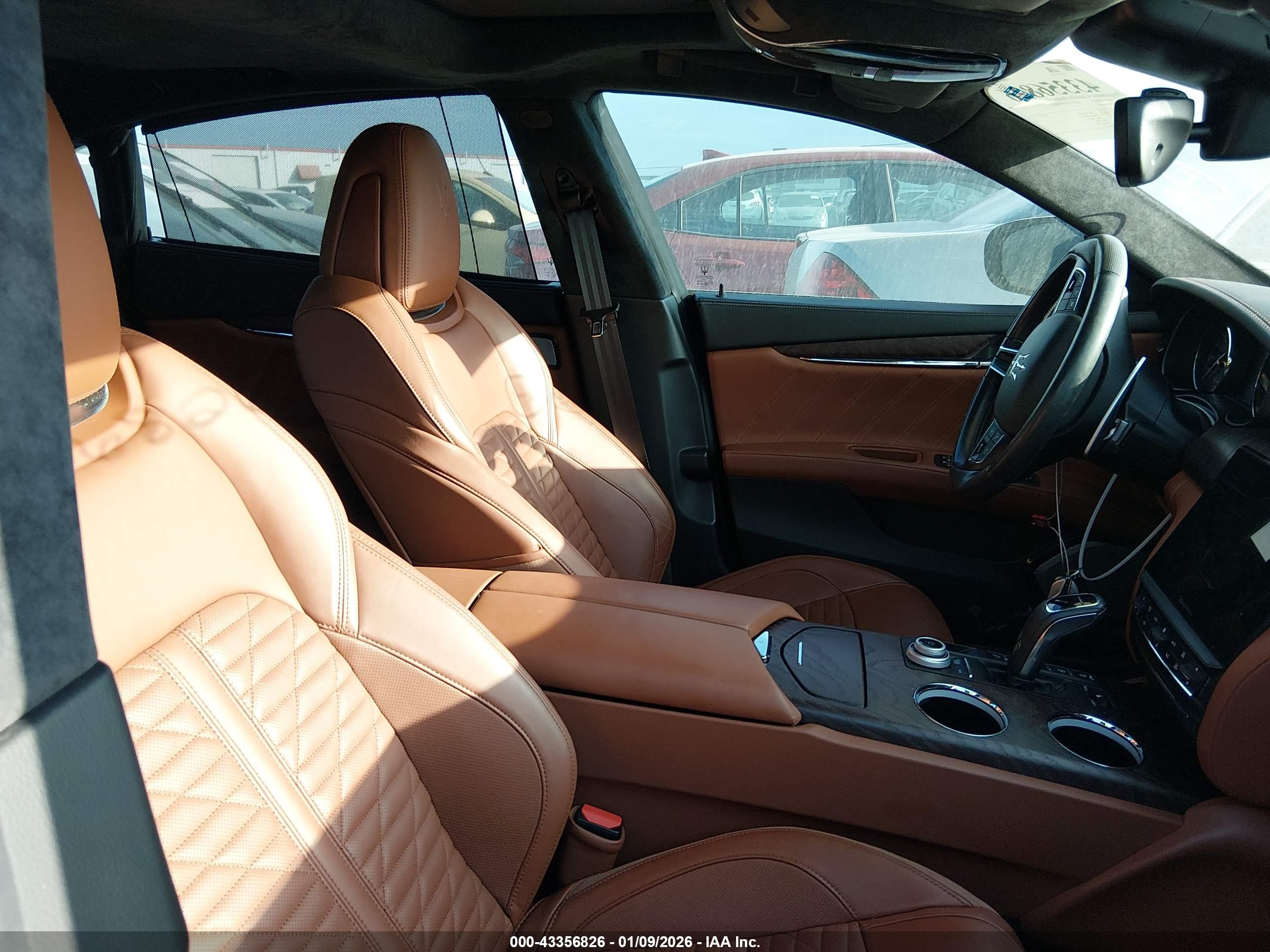 MASERATI QUATTROPORTE image 5