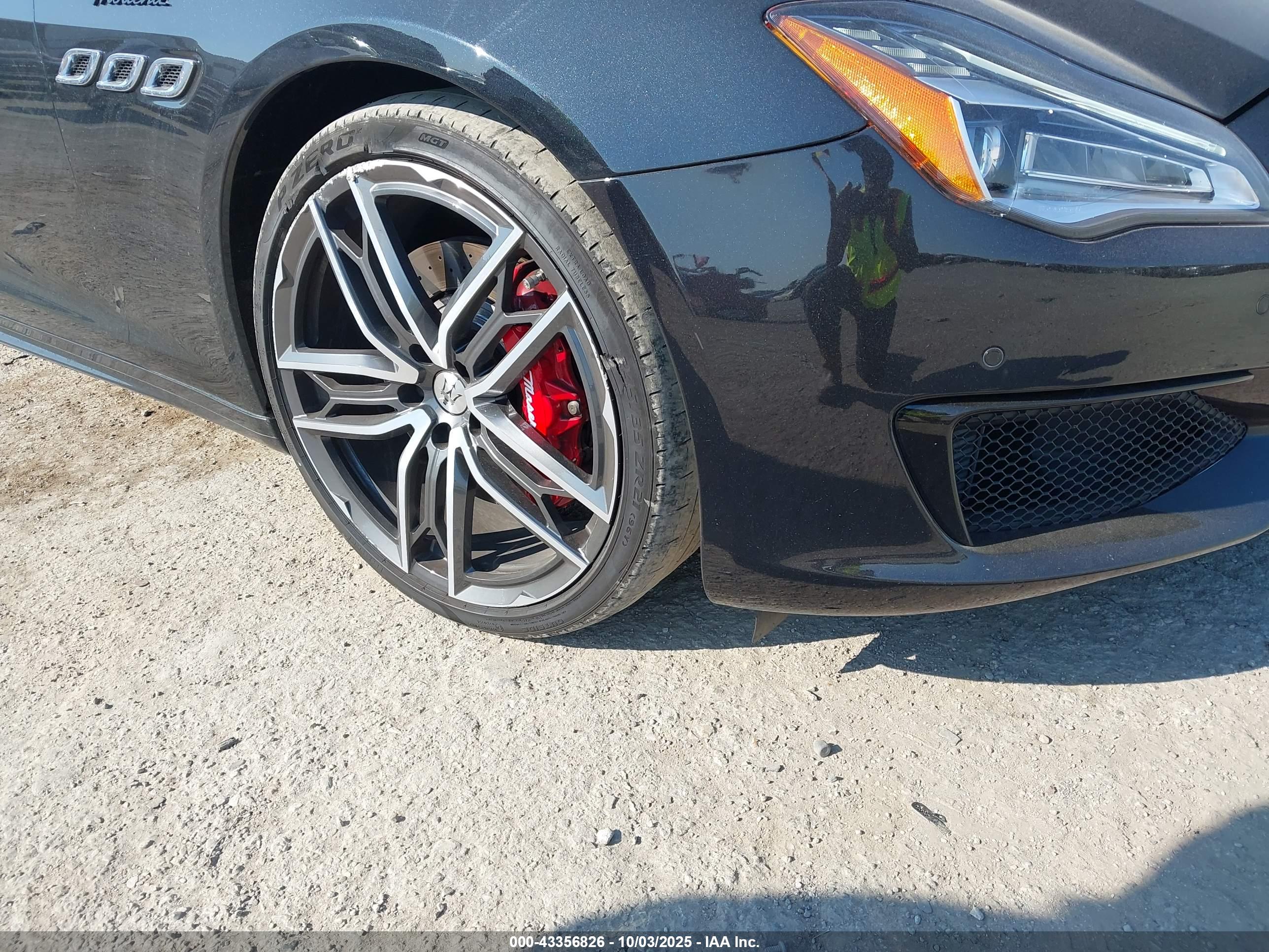 MASERATI QUATTROPORTE image 6