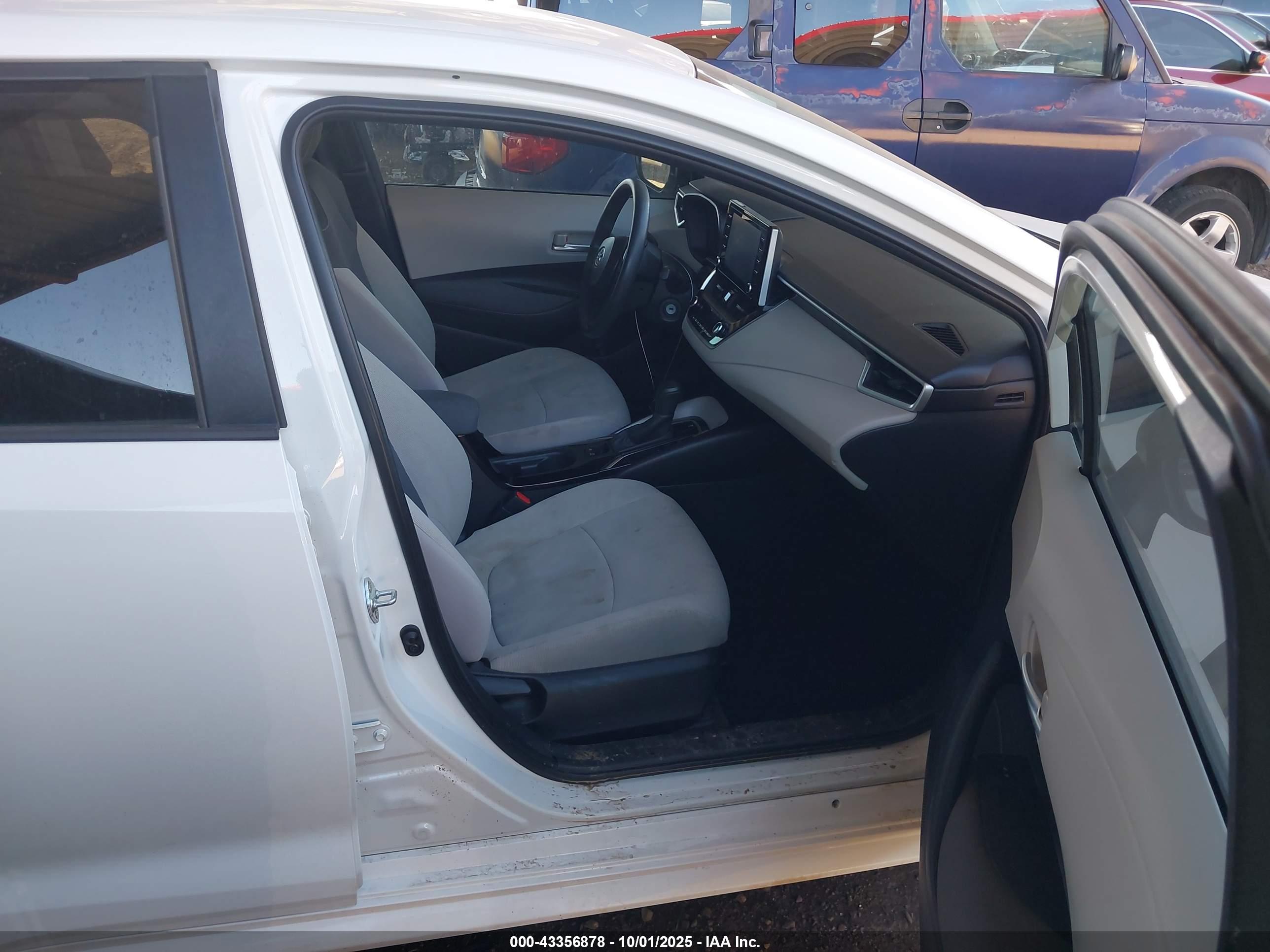 TOYOTA COROLLA image 5