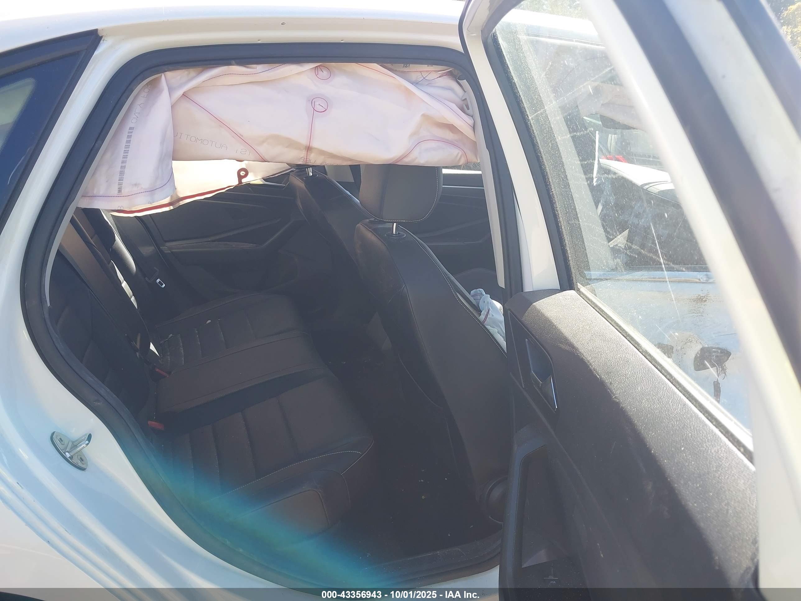 VOLKSWAGEN JETTA image 8