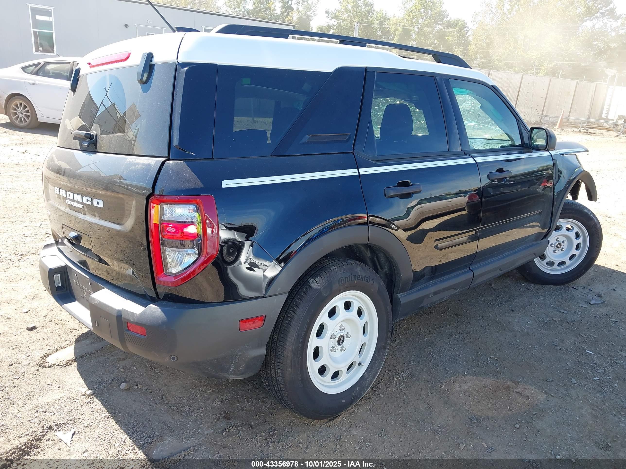 FORD BRONCO image 4