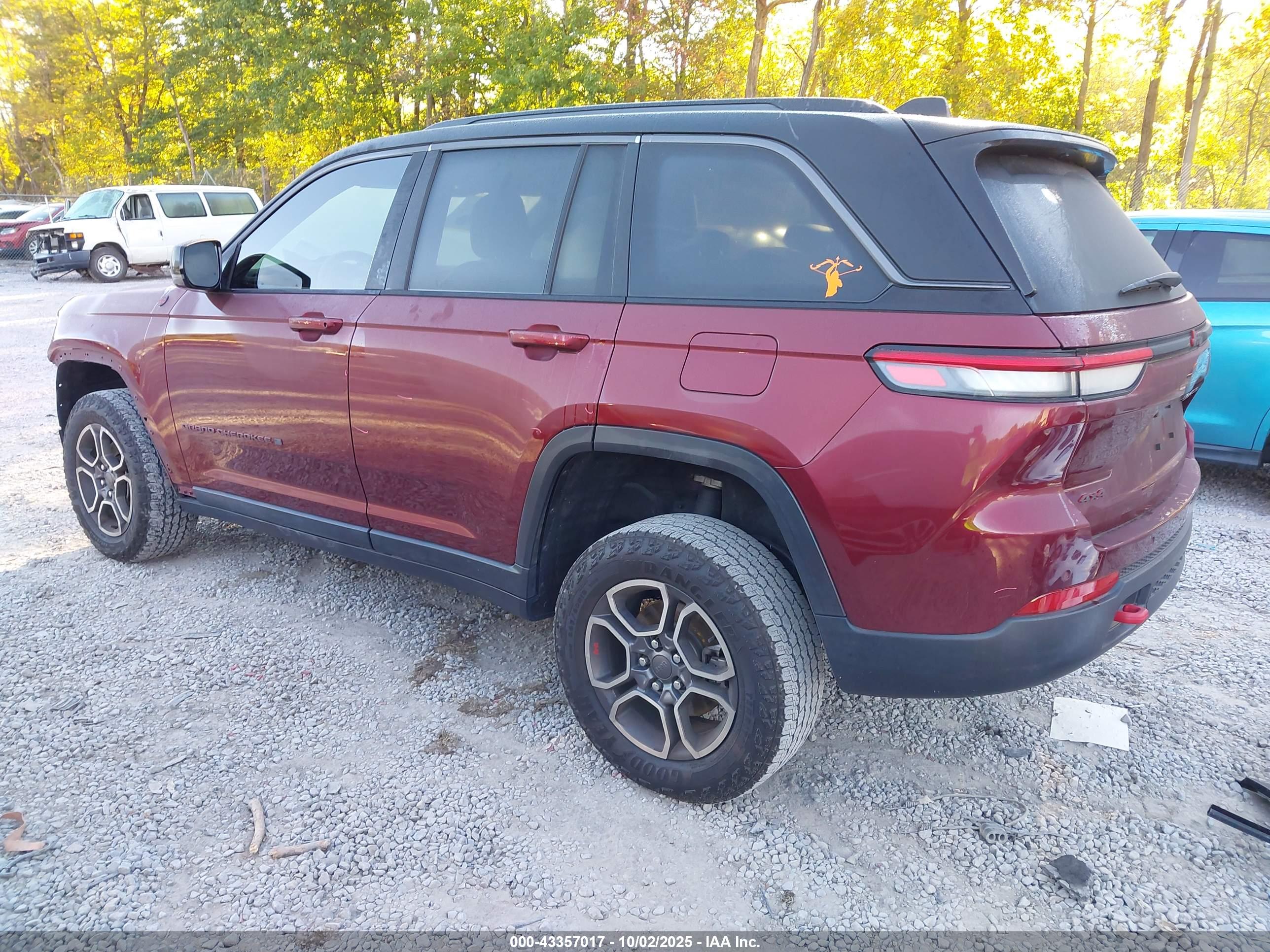 JEEP GRAND image 3