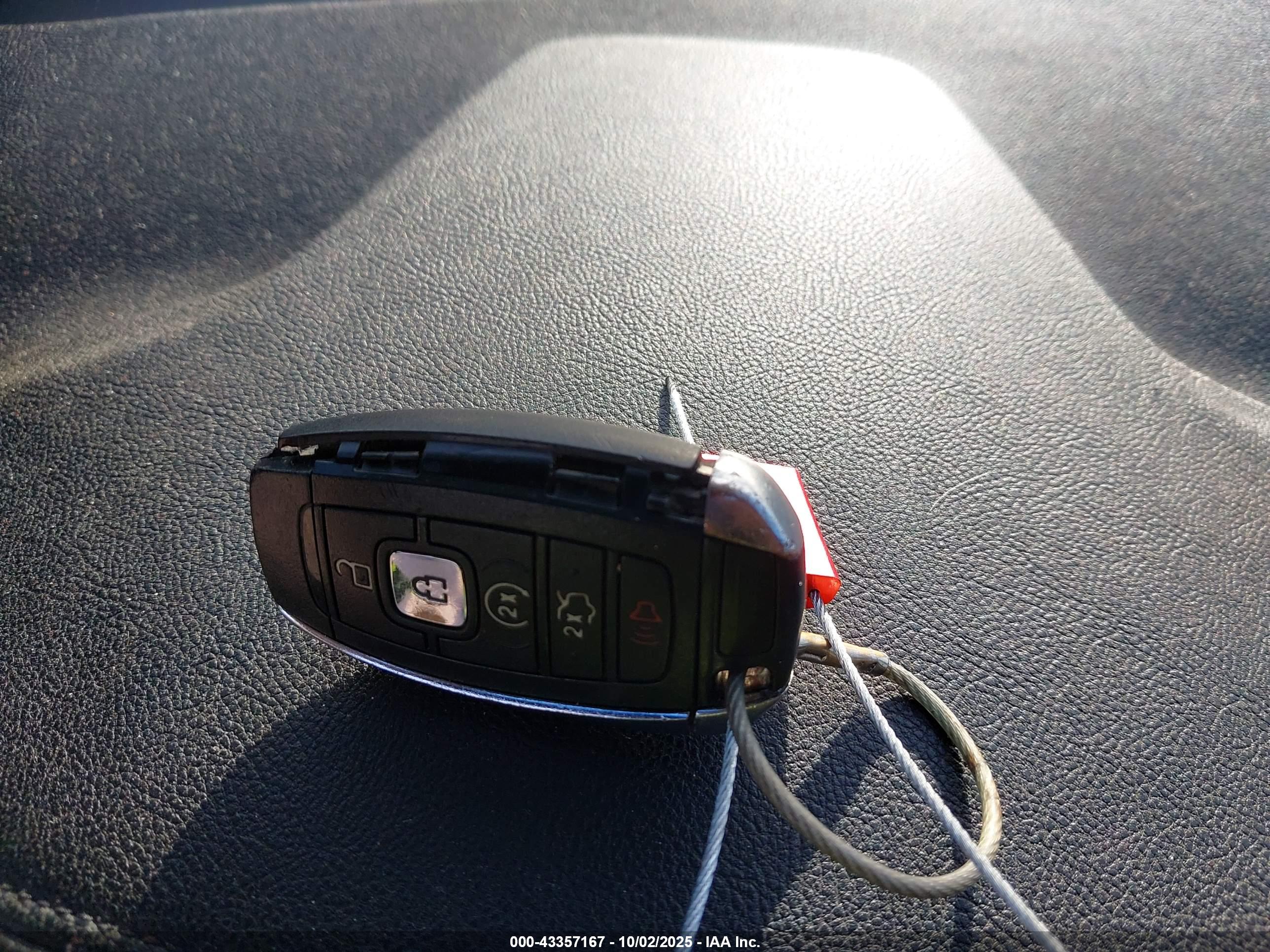 LINCOLN MKZ image 11