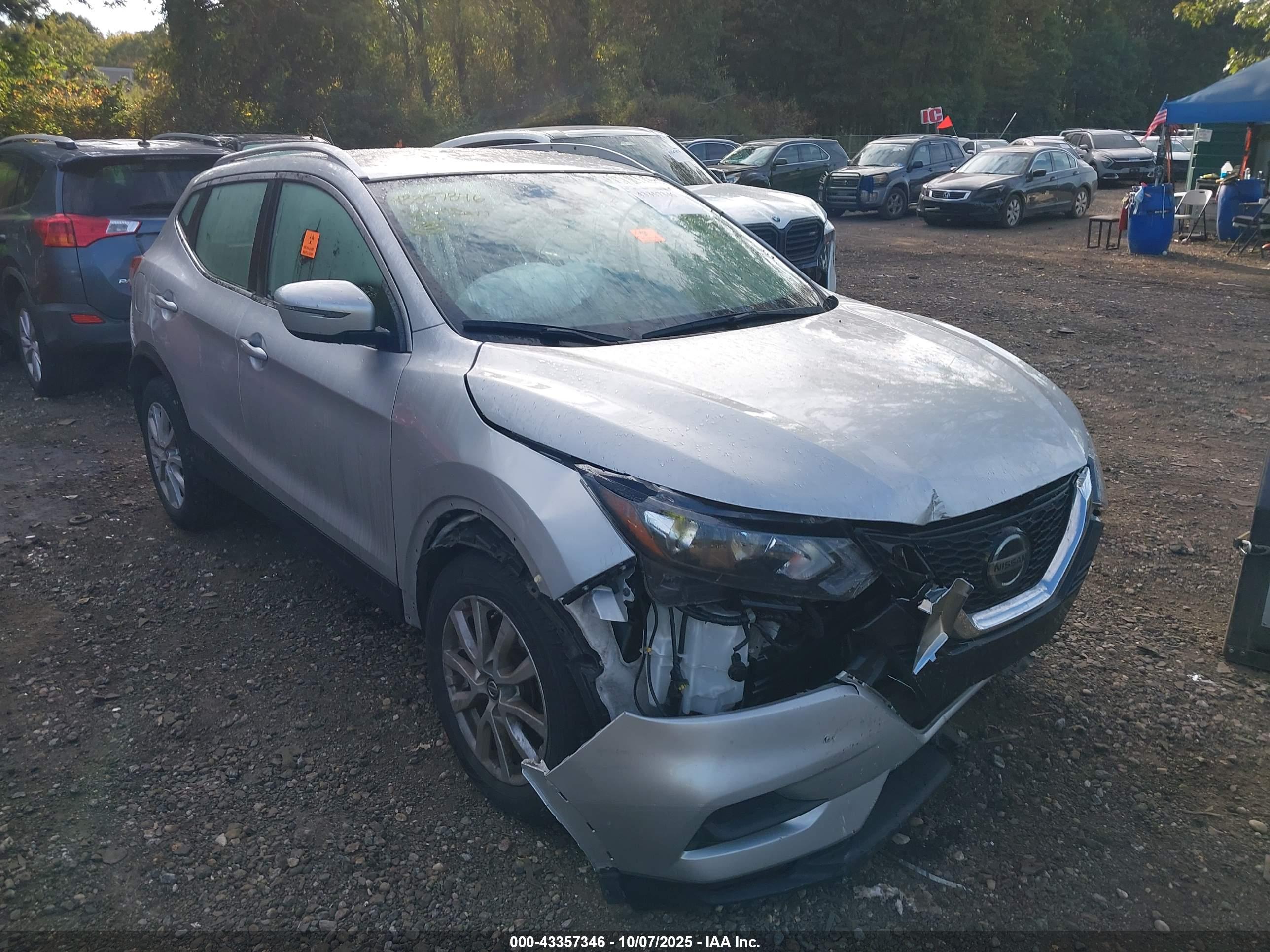 NISSAN ROGUE image 6