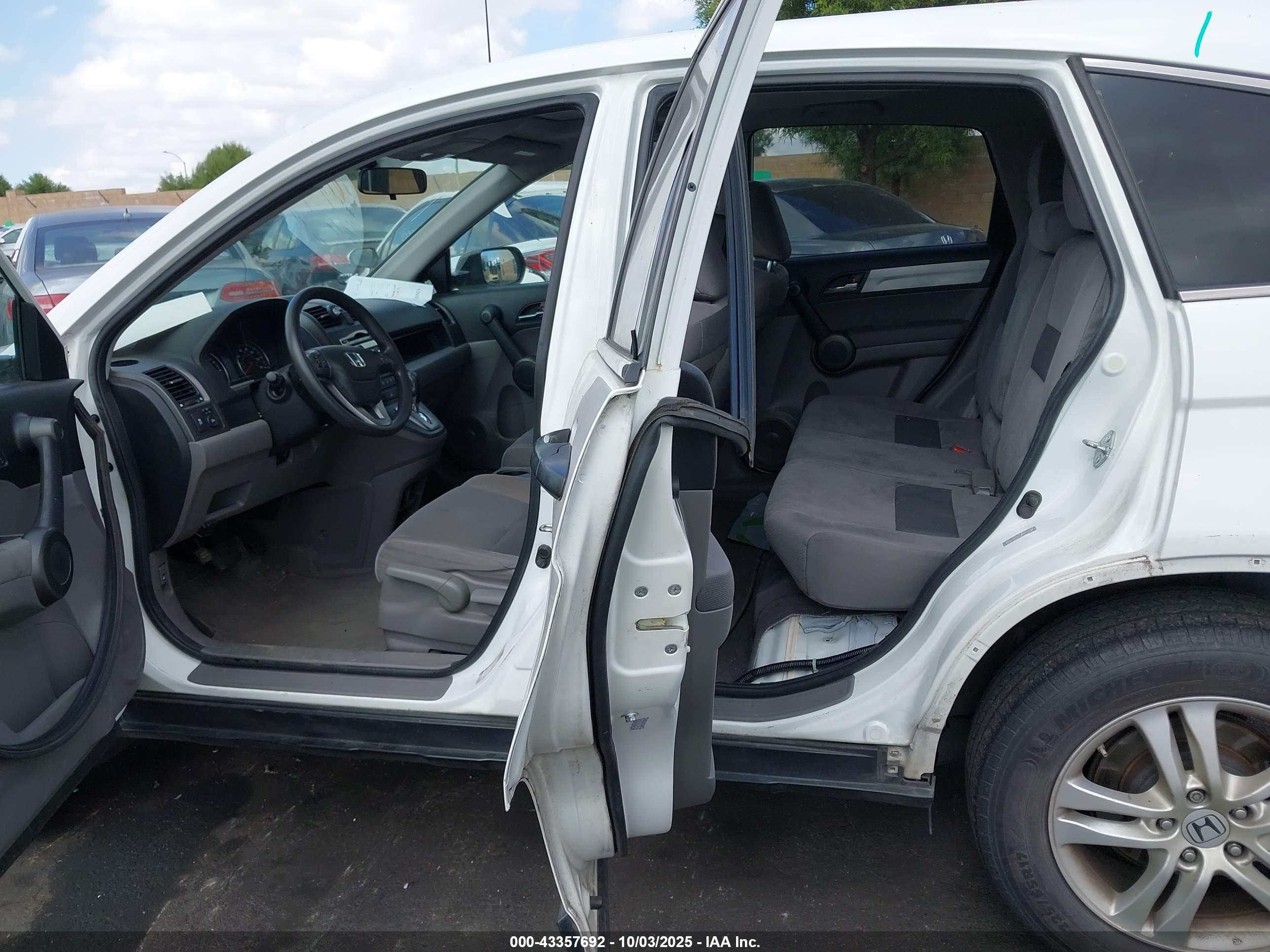 HONDA CR-V image 8