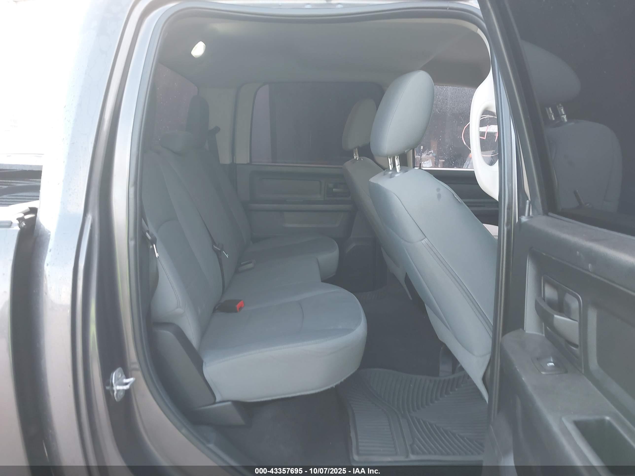 RAM 1500 image 8