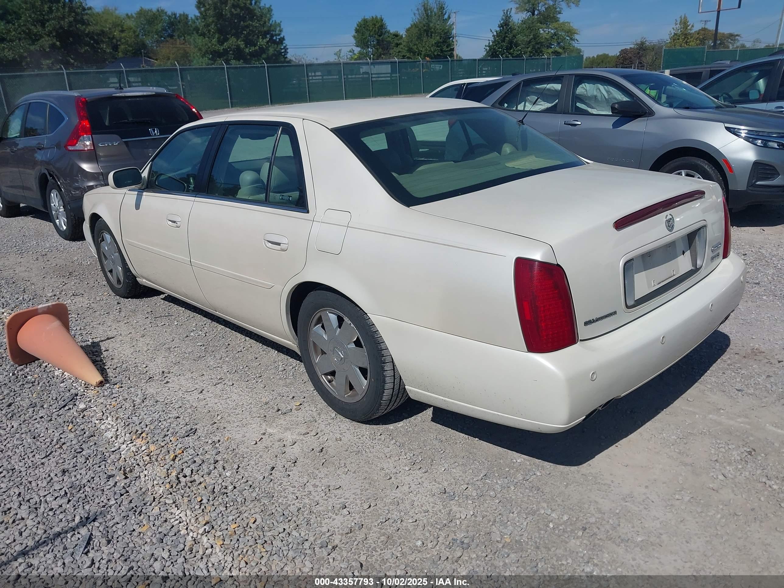 CADILLAC DEVILLE image 3