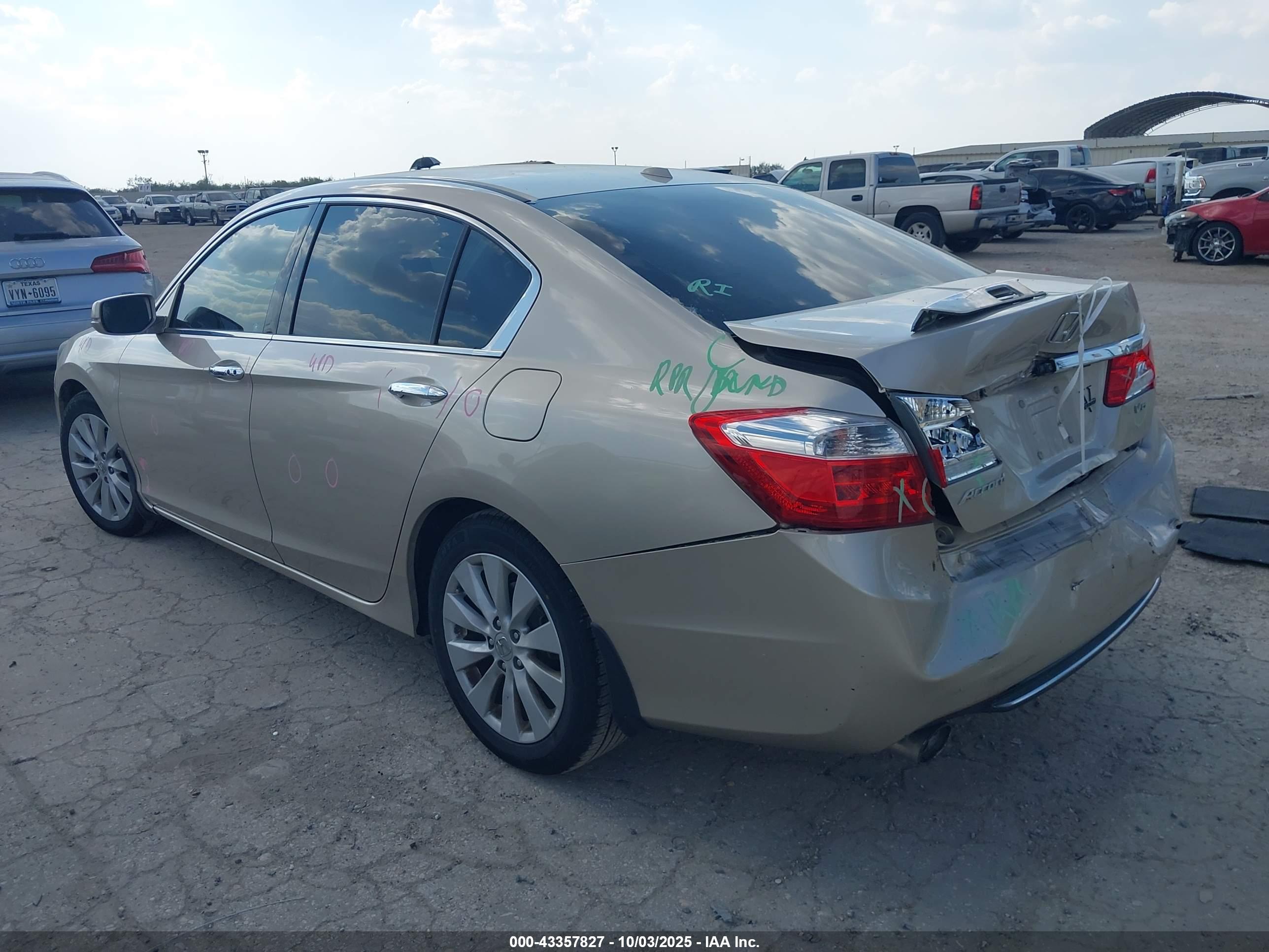HONDA ACCORD image 3