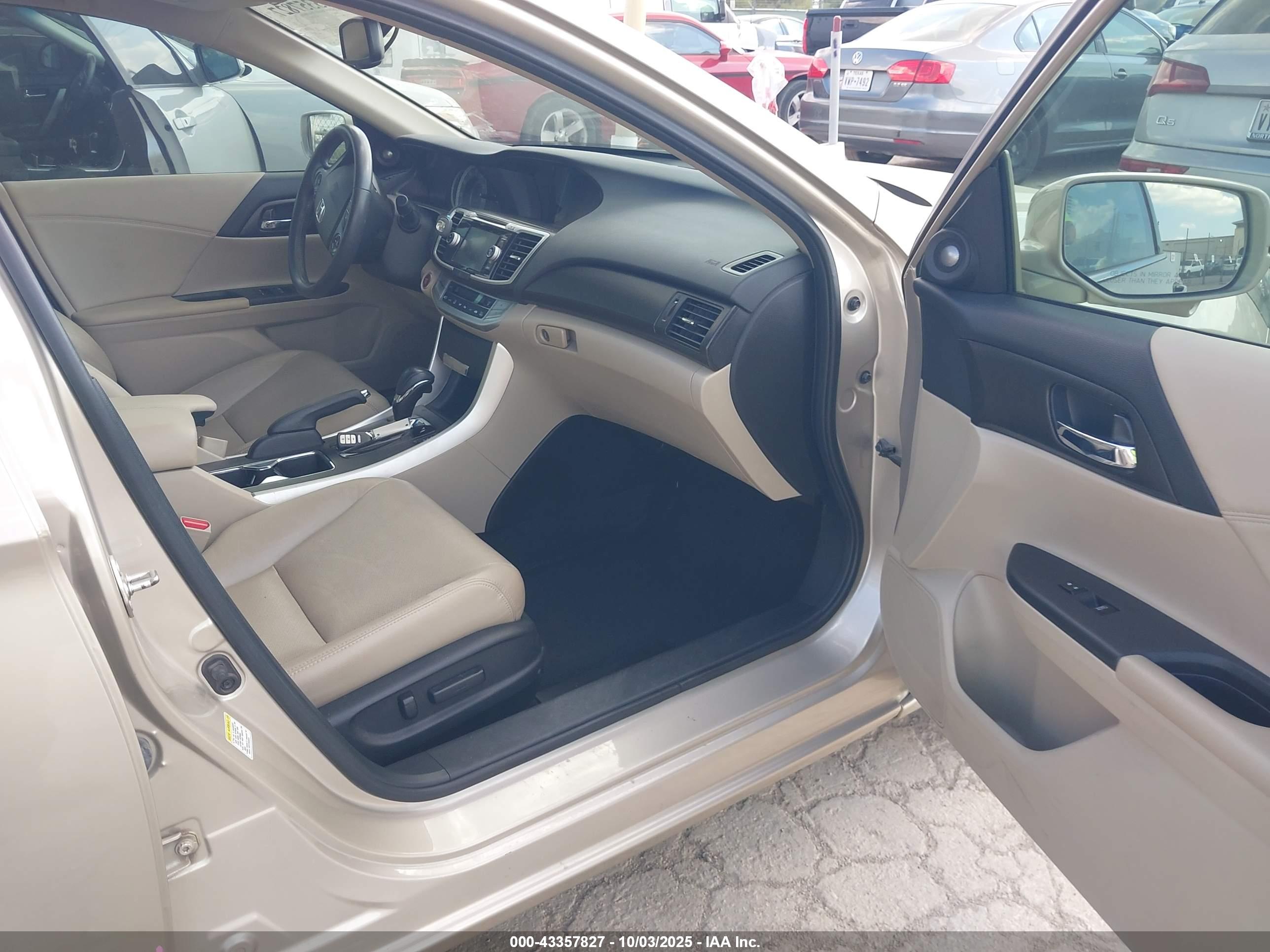 HONDA ACCORD image 5
