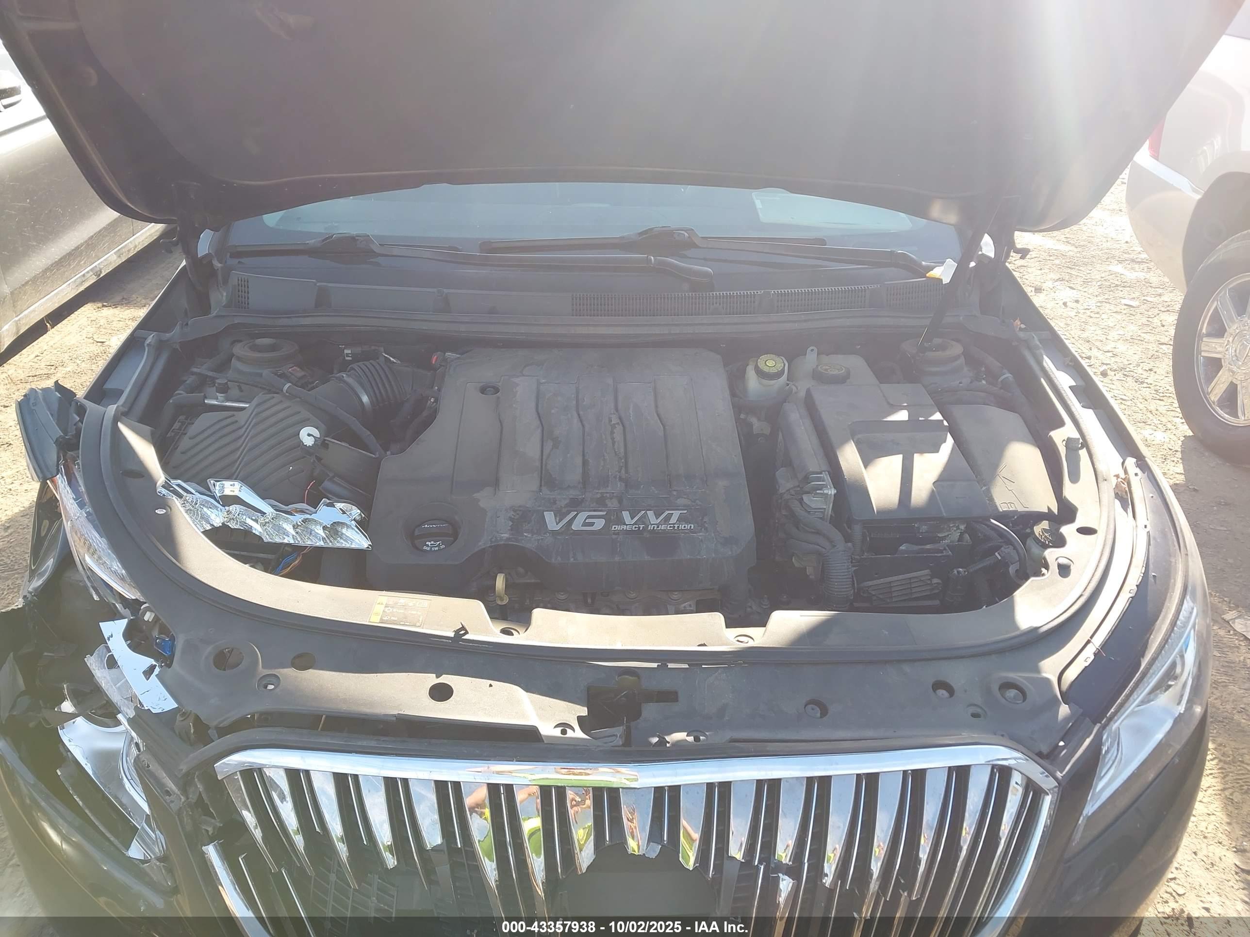 BUICK LACROSSE image 10