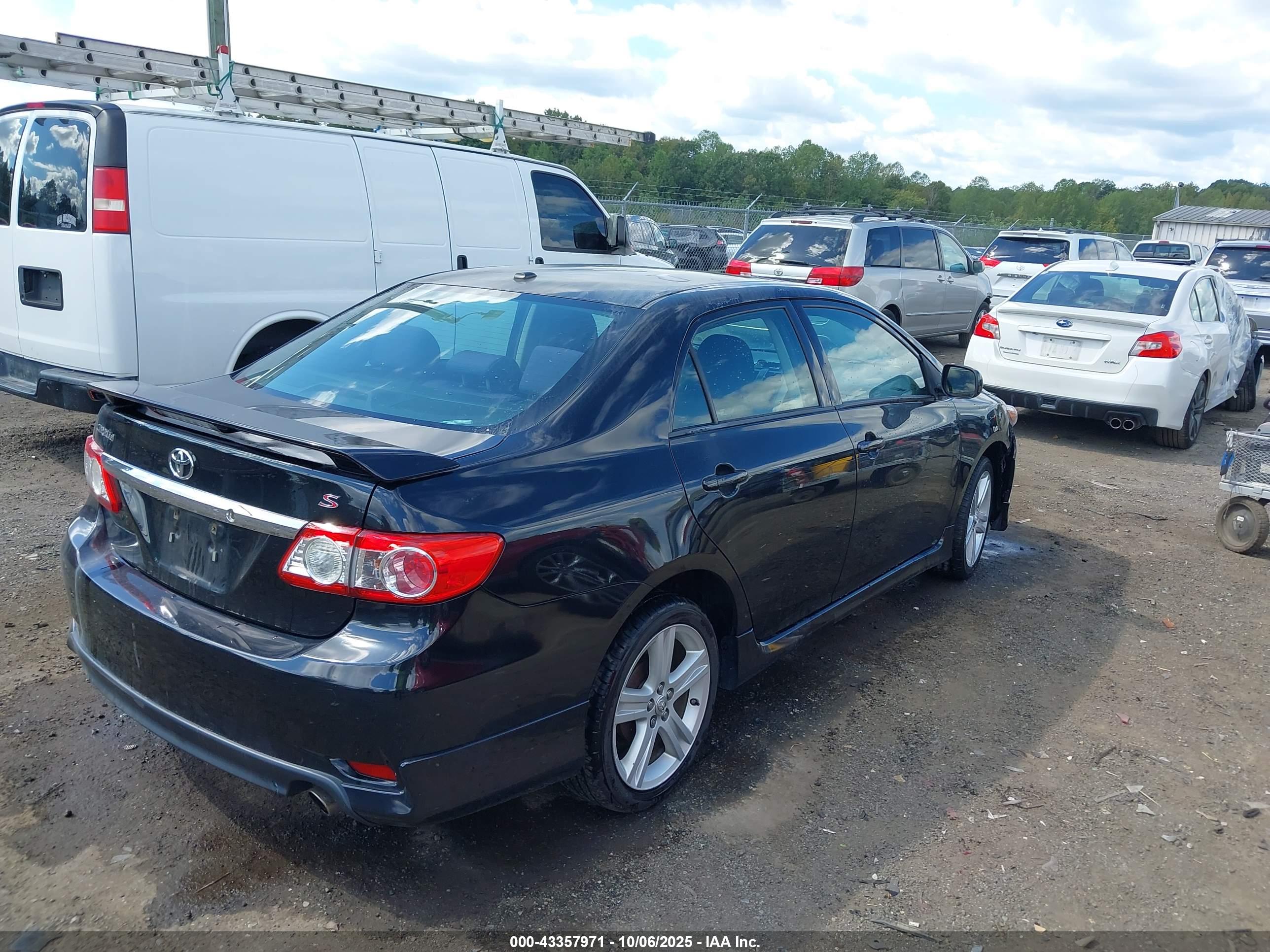 TOYOTA COROLLA image 4