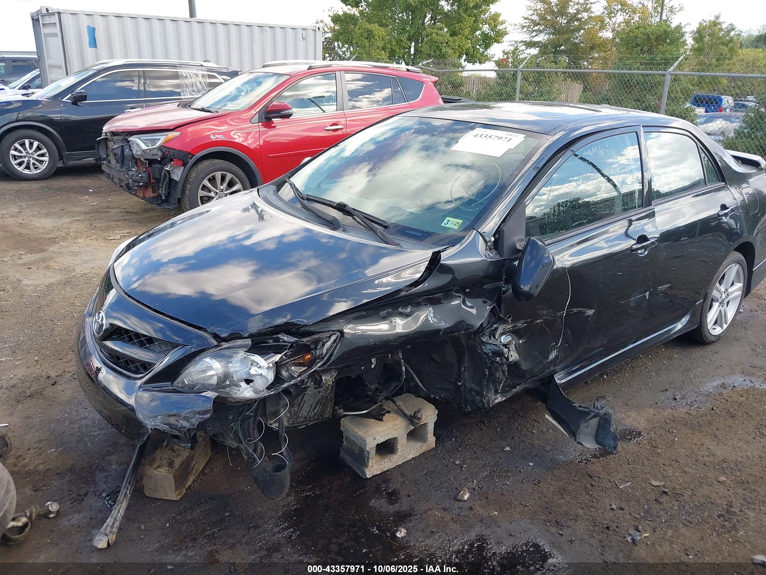 TOYOTA COROLLA image 6