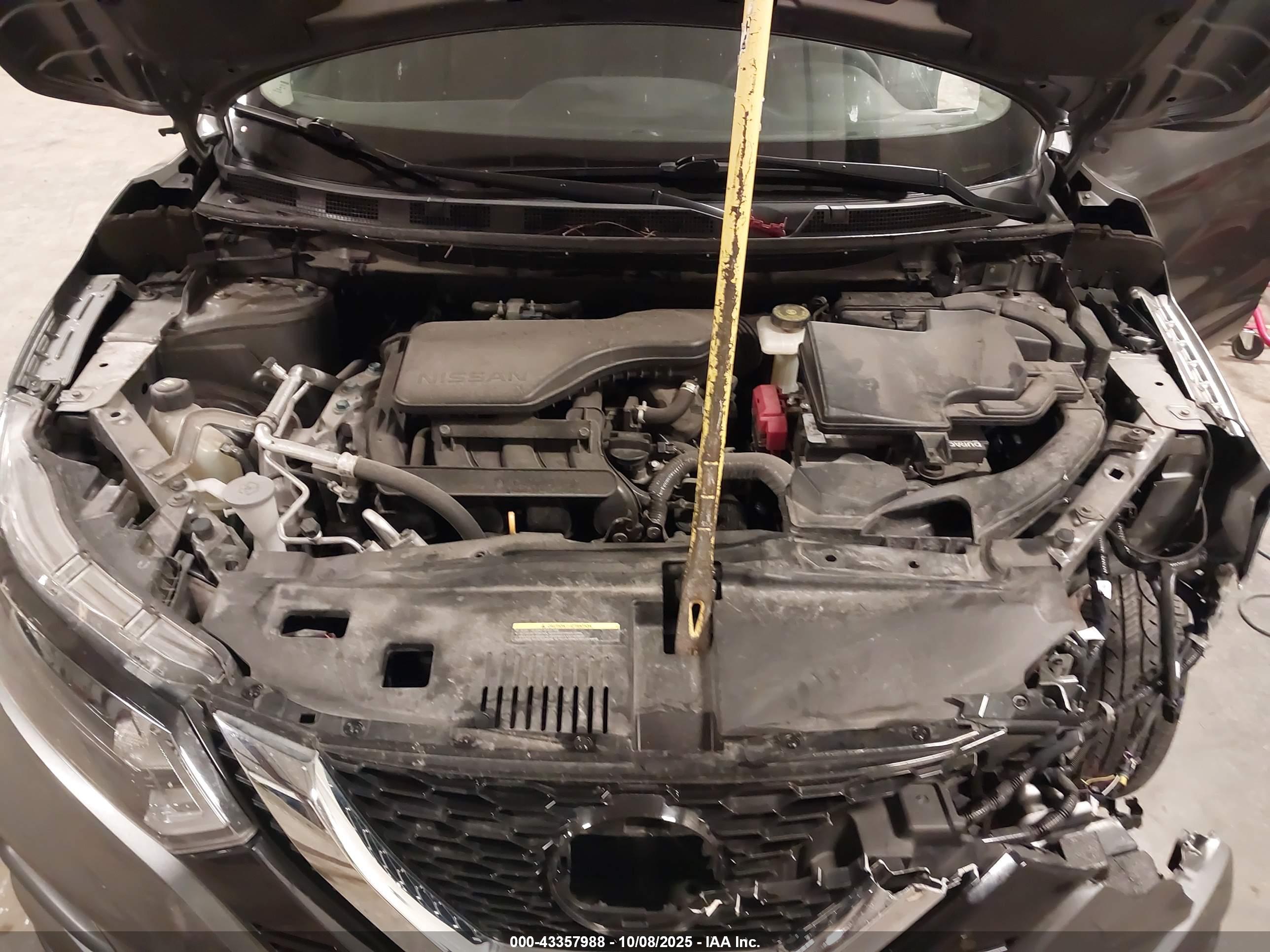 NISSAN ROGUE image 10