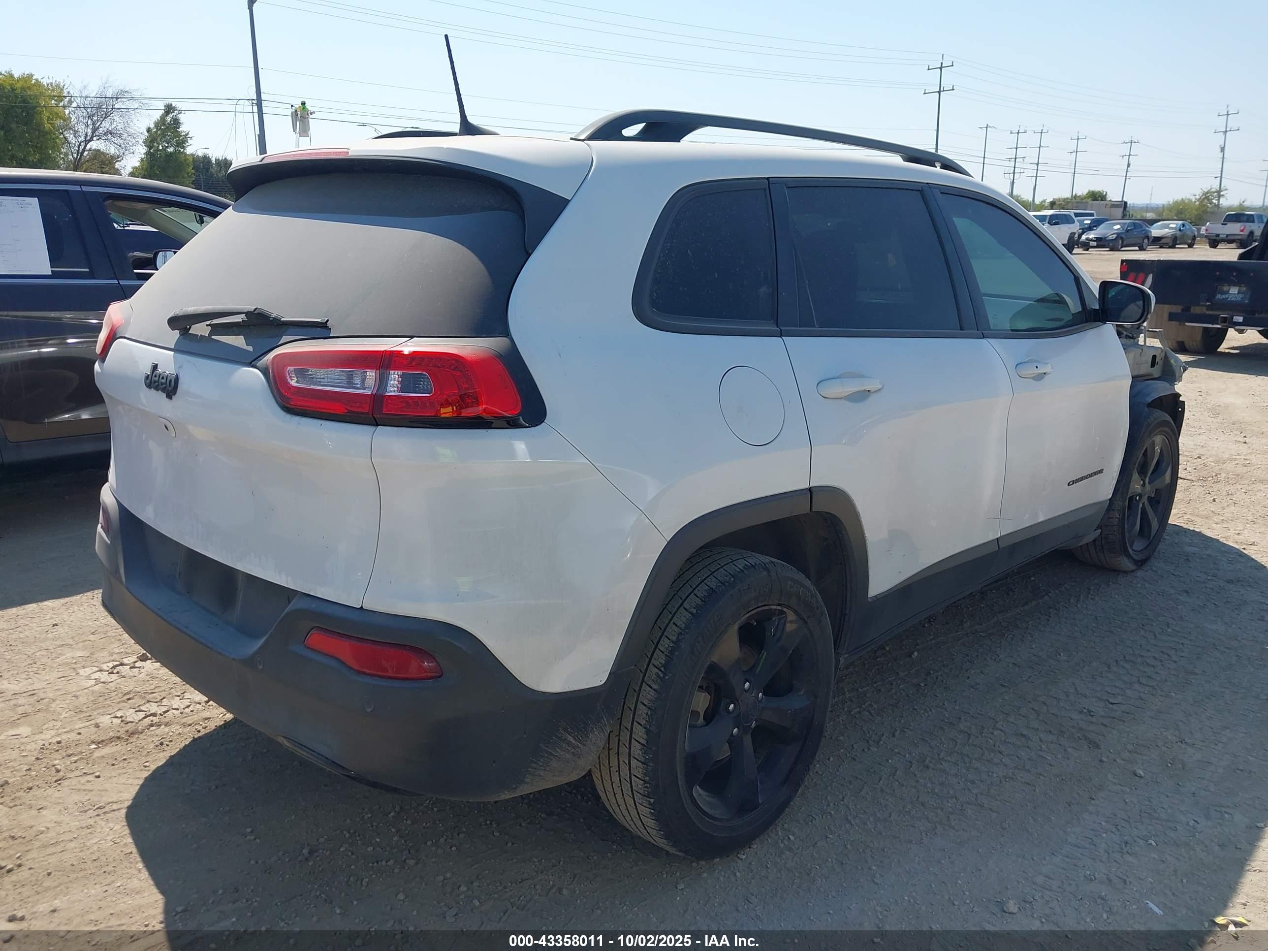 JEEP CHEROKEE image 4