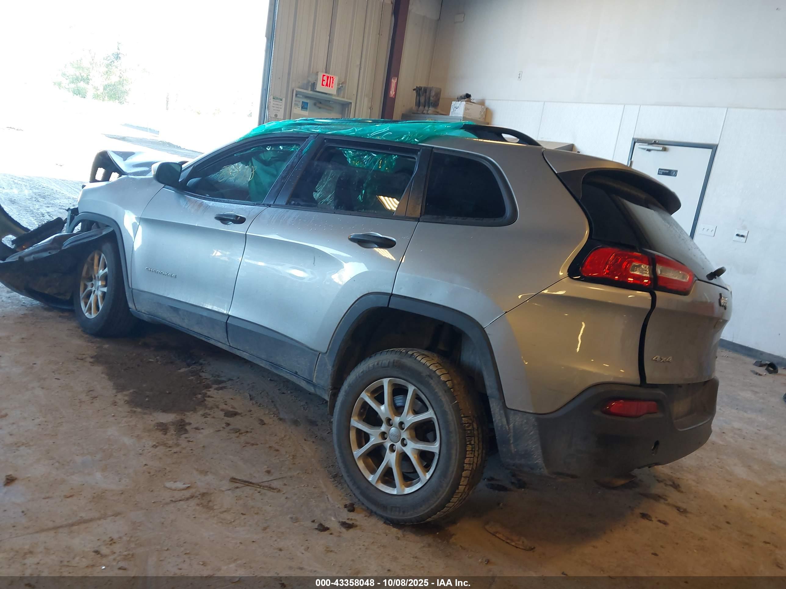 JEEP CHEROKEE image 3