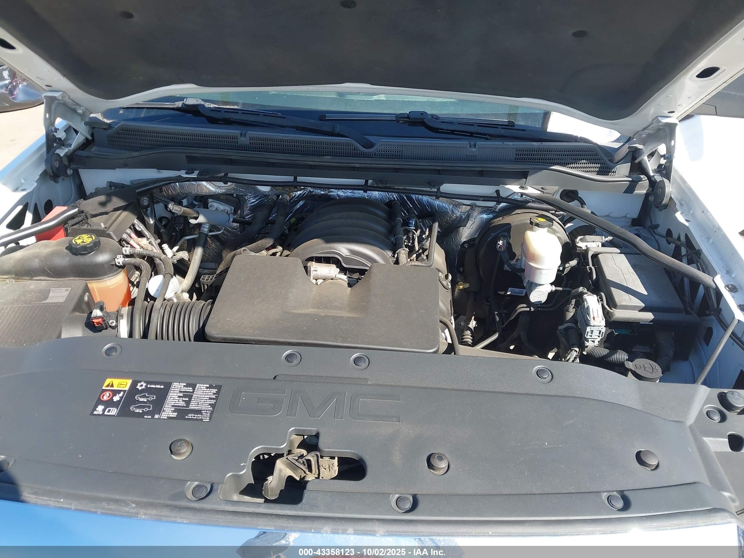 GMC SIERRA image 10