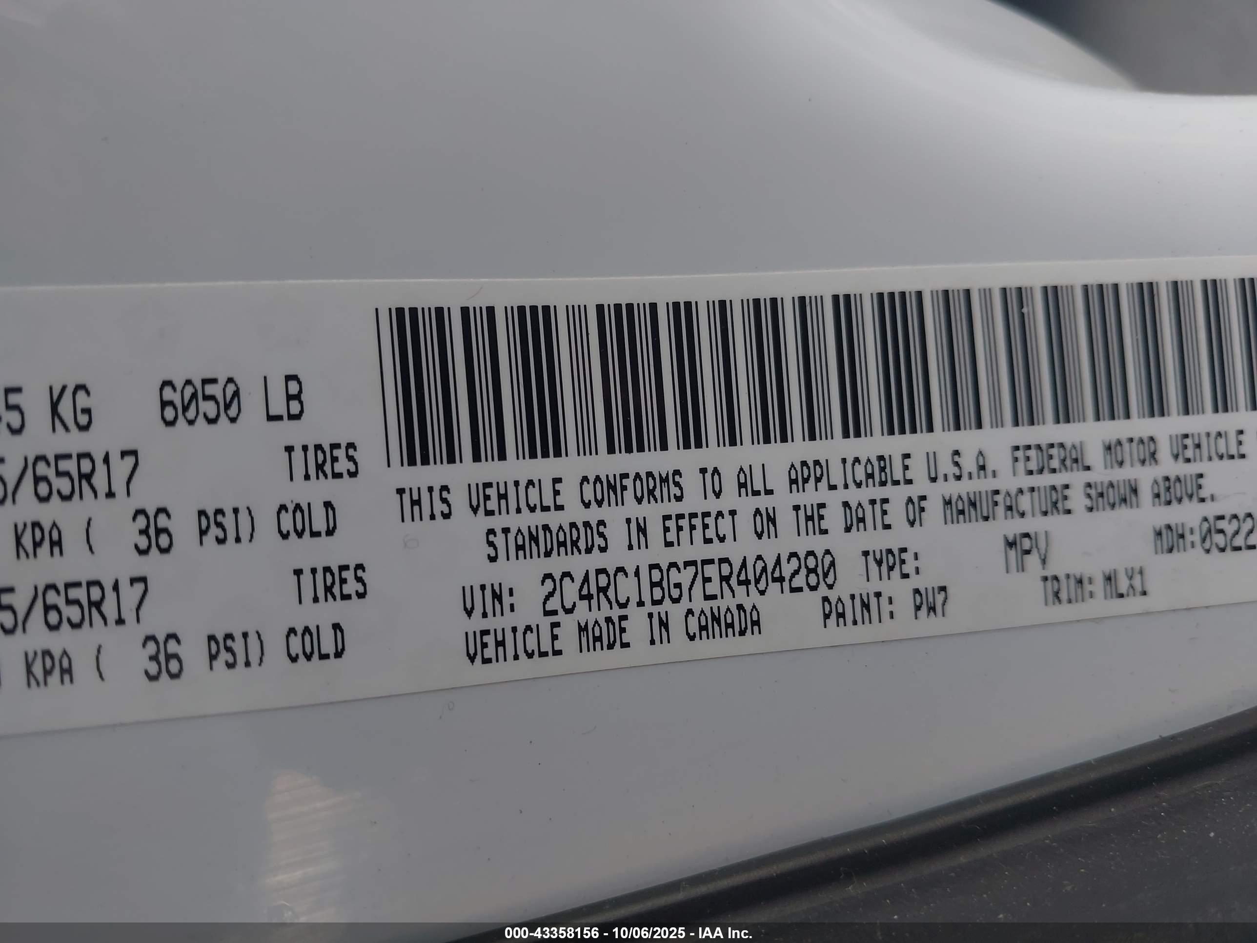 CHRYSLER TOWN image 9