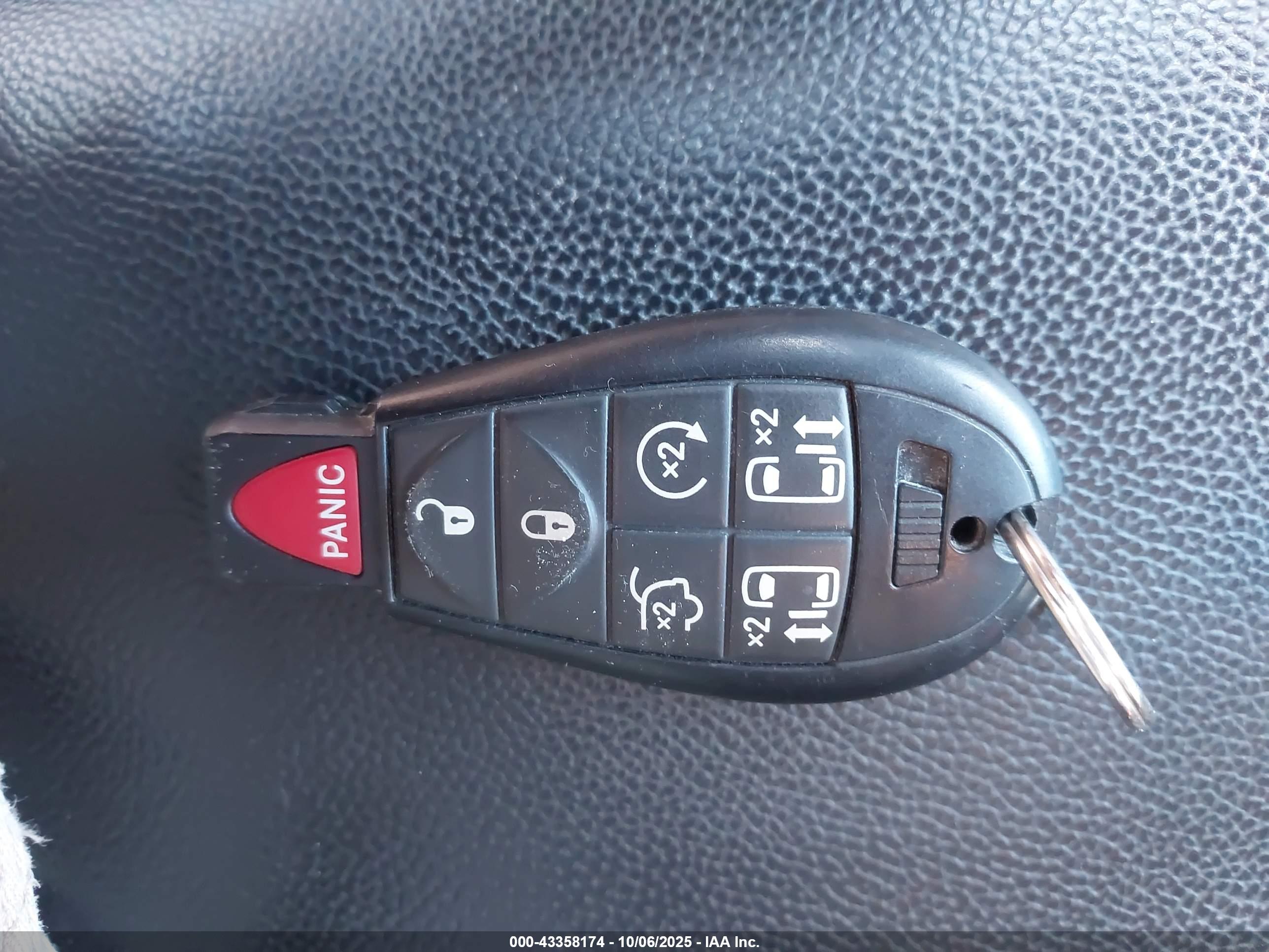 DODGE GRAND image 11