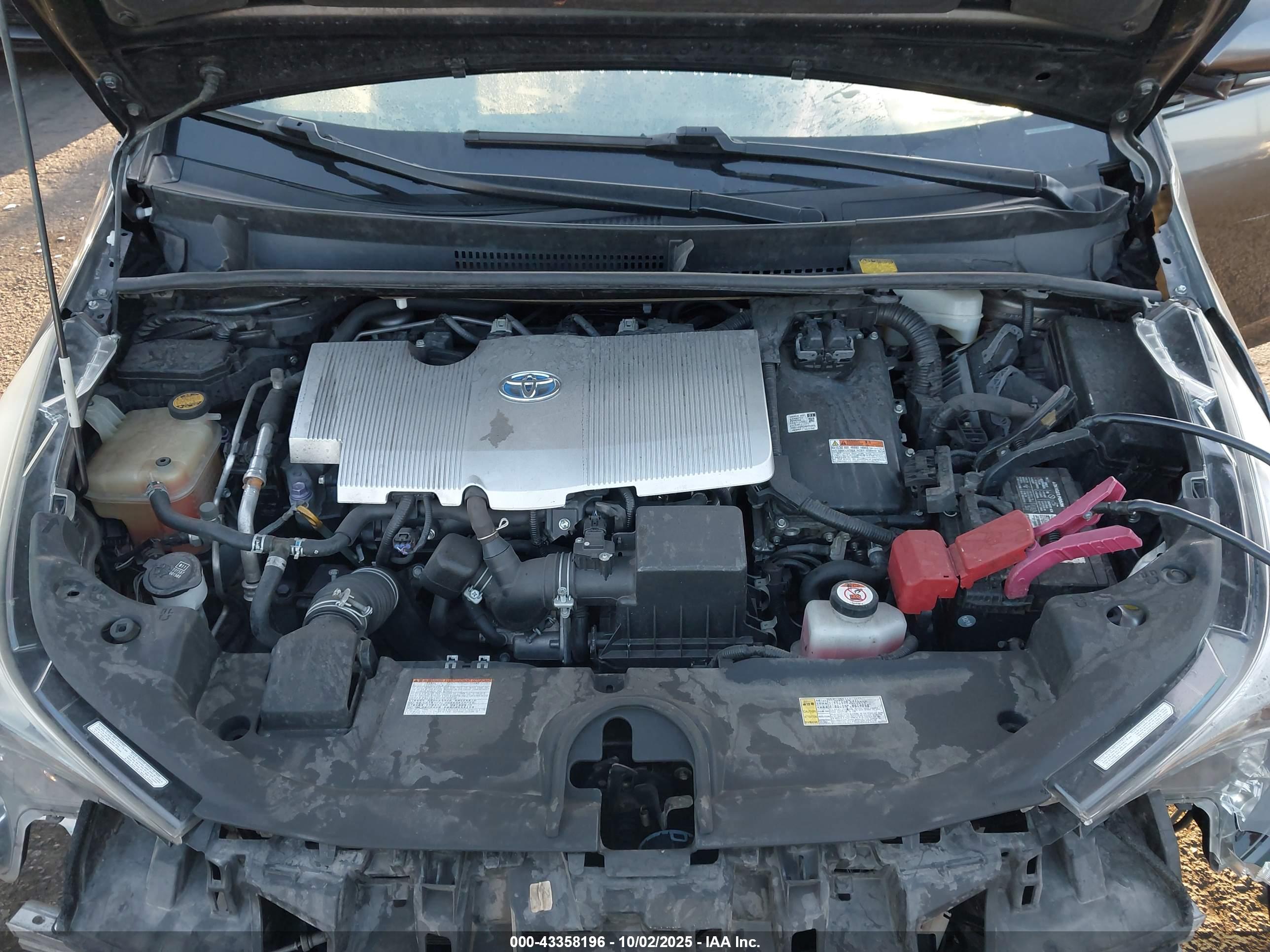 TOYOTA PRIUS image 10