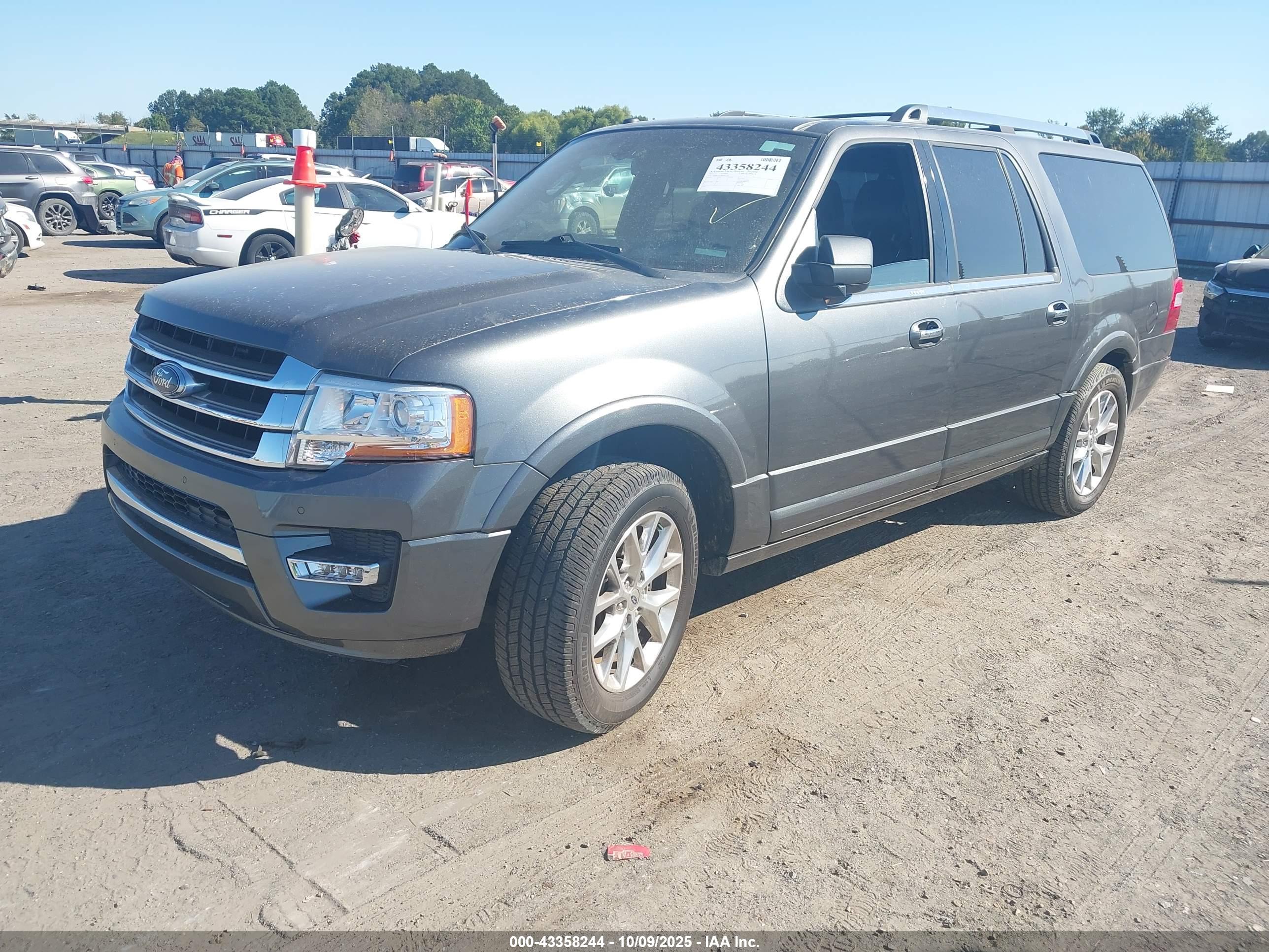 FORD EXPEDITION image 2