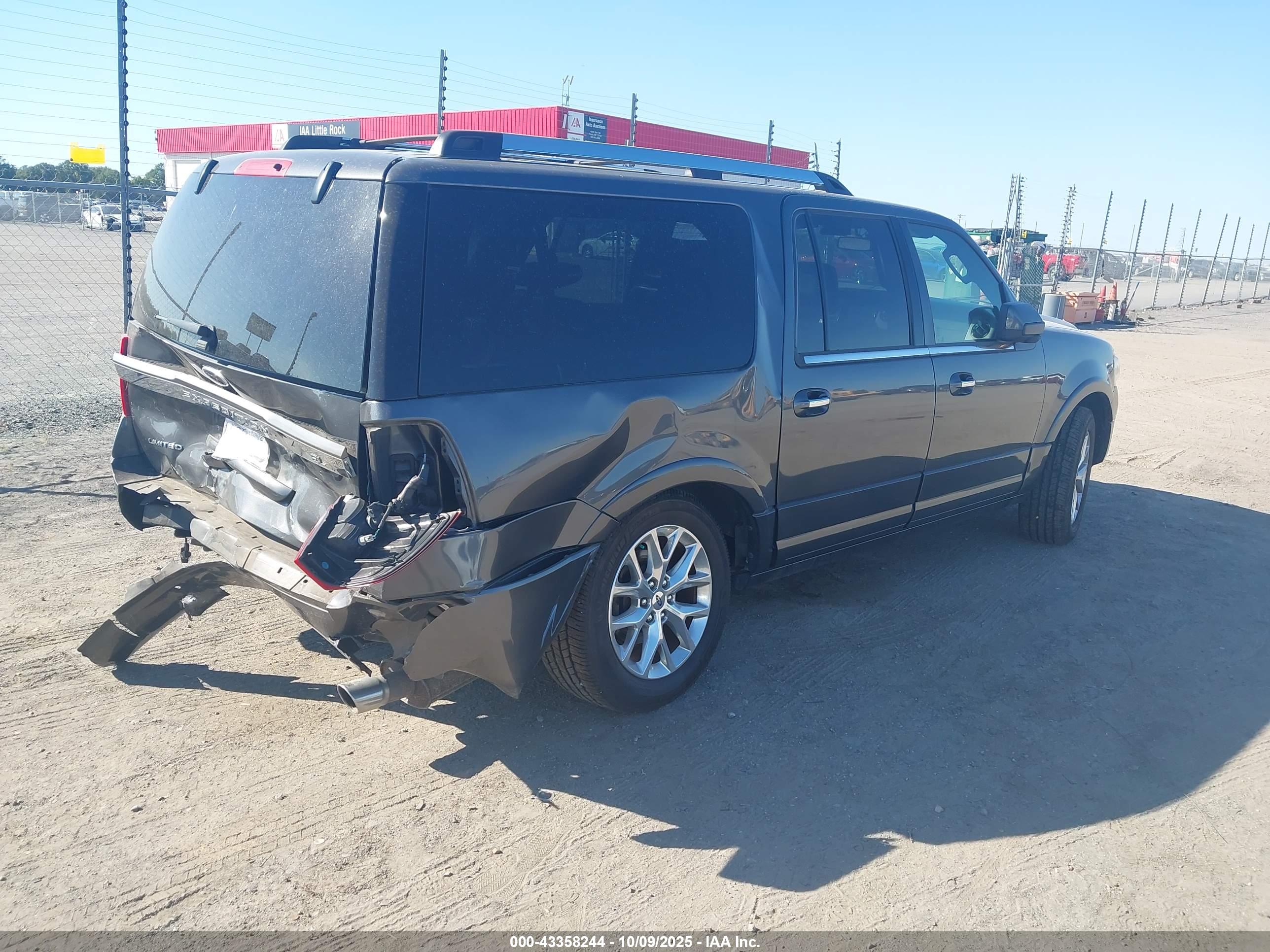 FORD EXPEDITION image 4