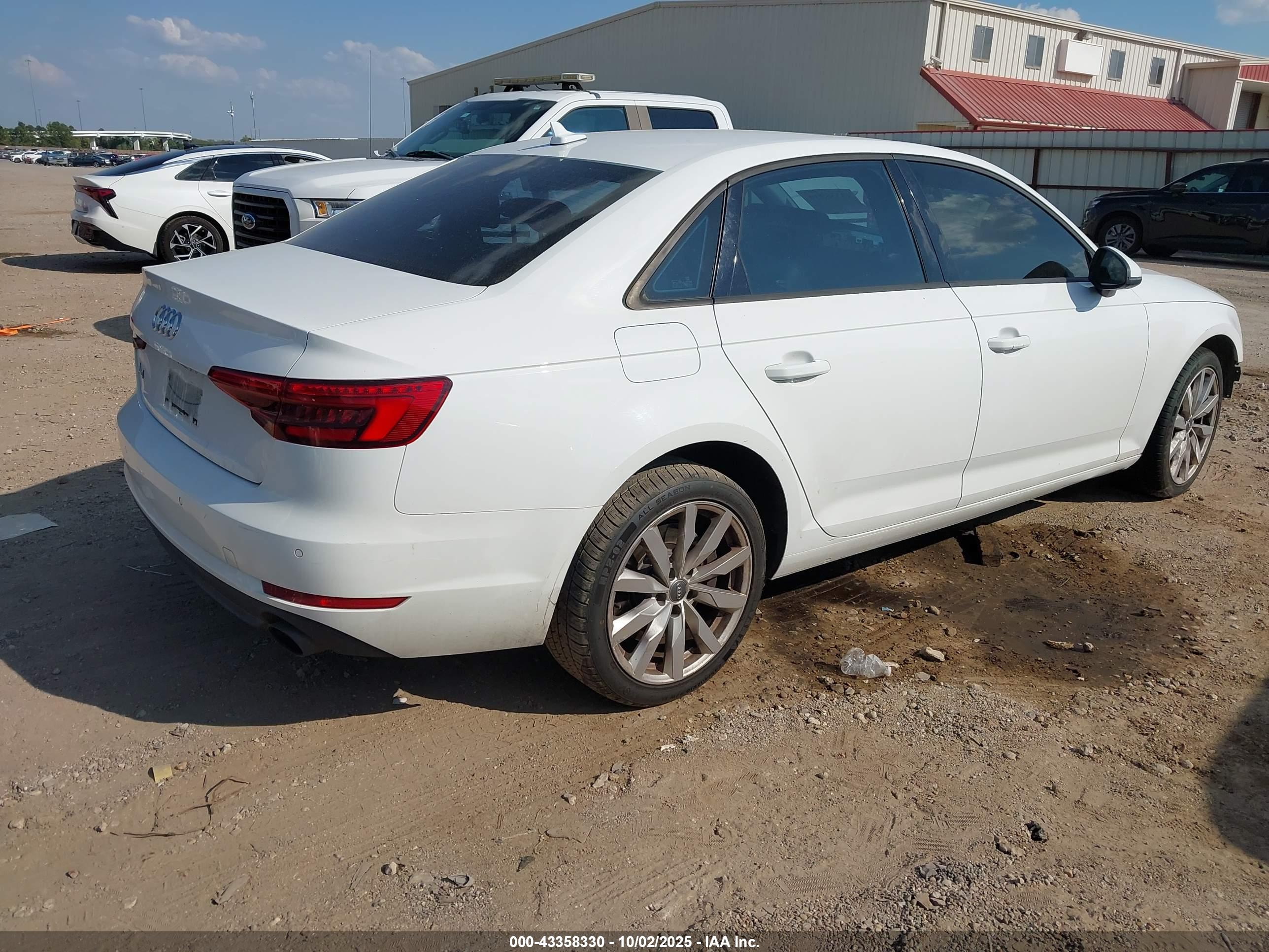 AUDI A4 image 4