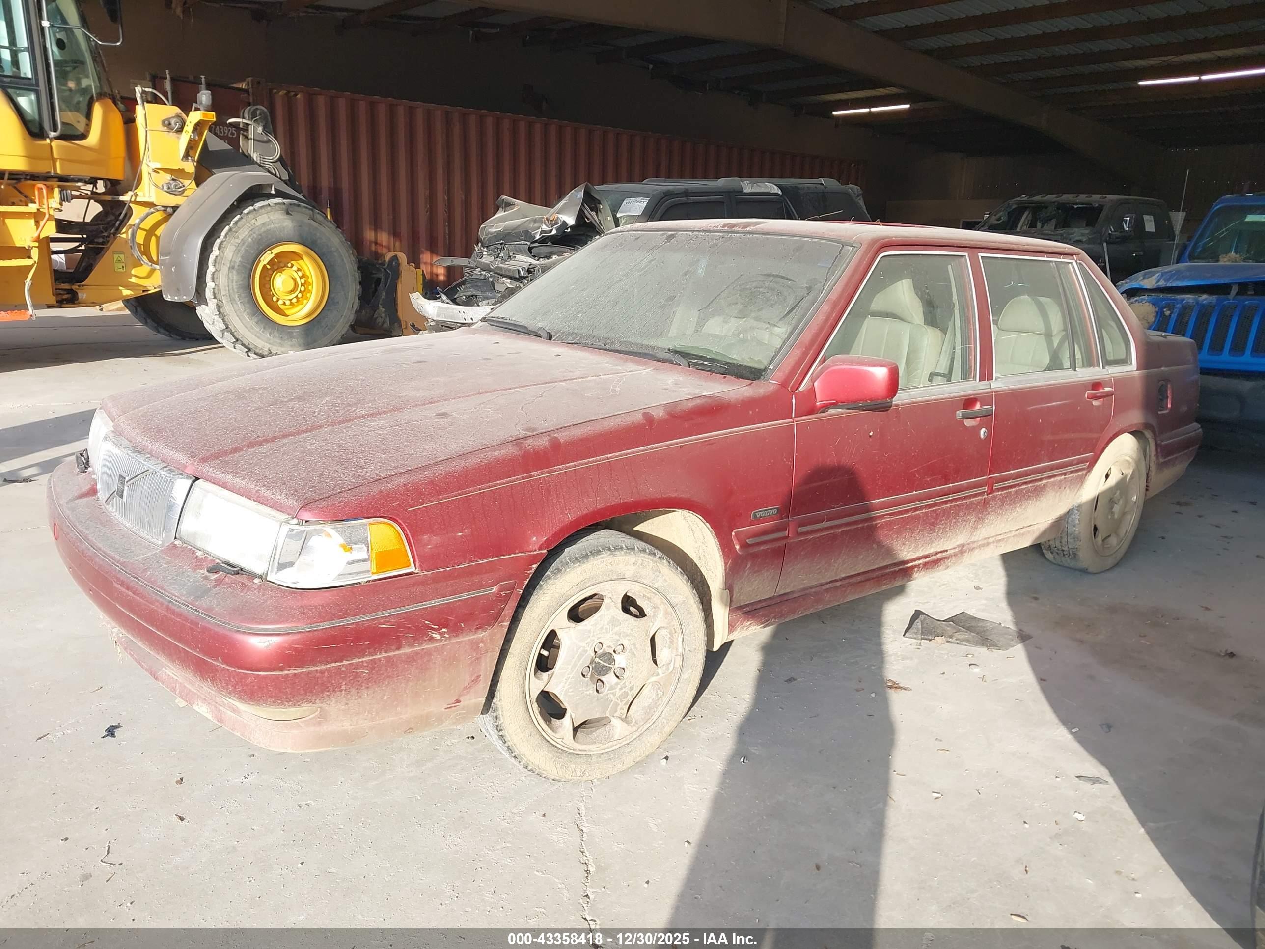 VOLVO S90 image 2