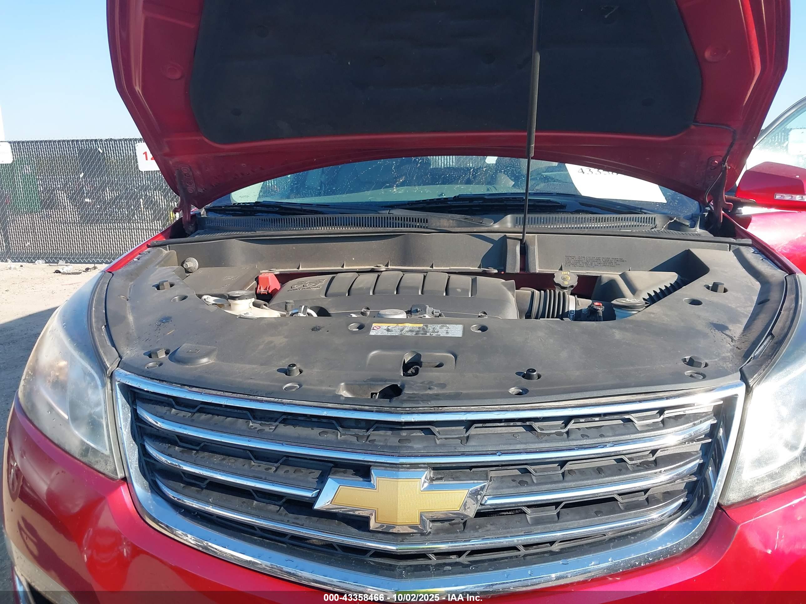 CHEVROLET TRAVERSE image 10