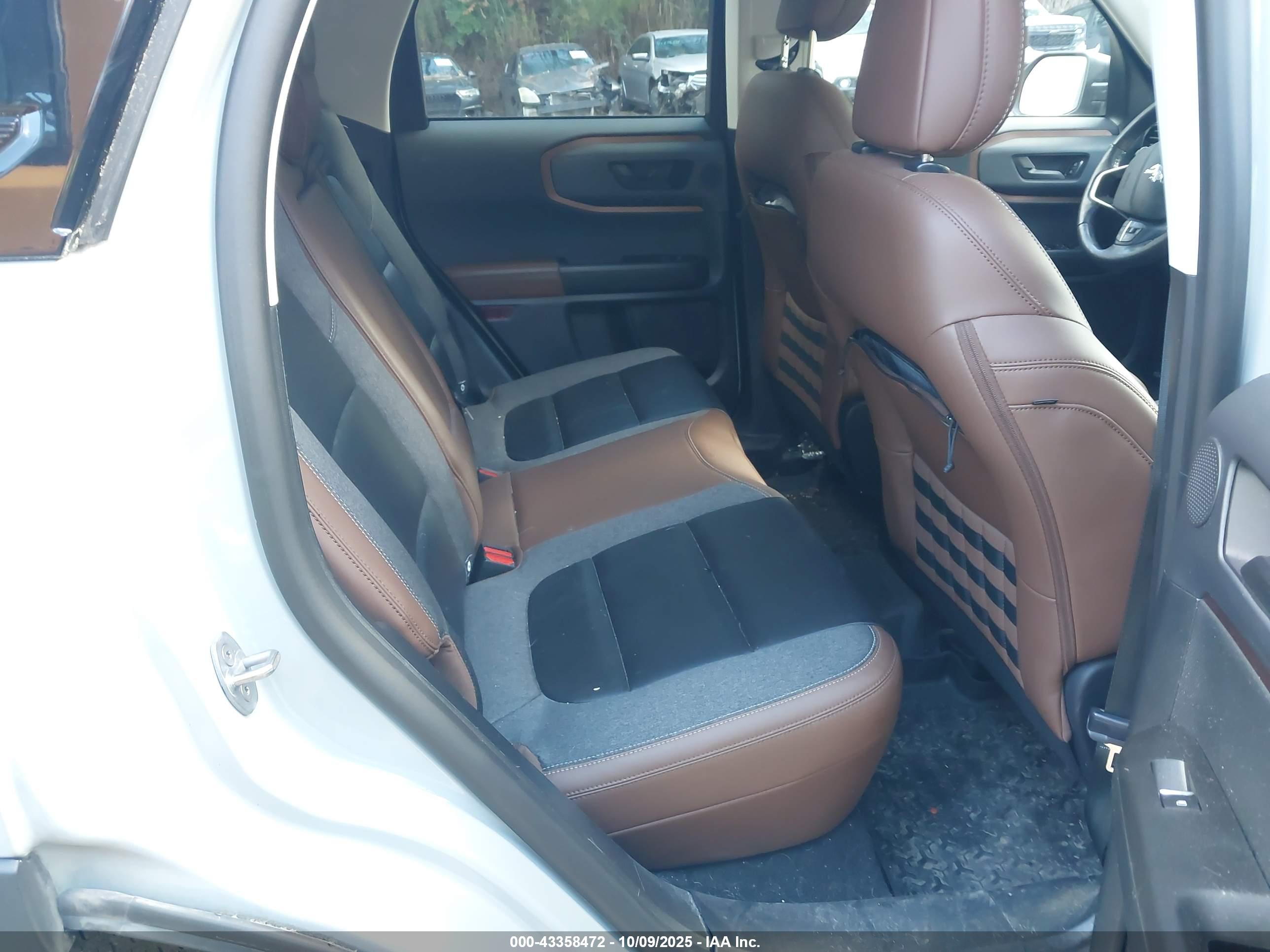 FORD BRONCO image 8