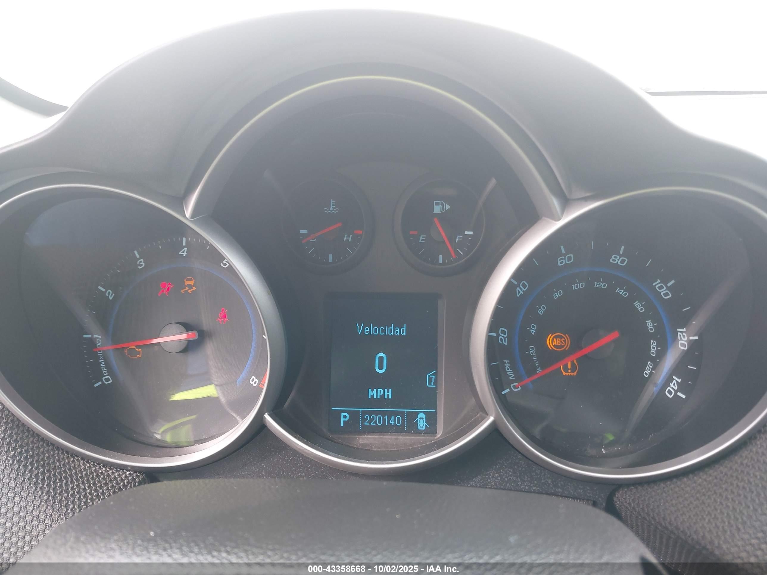 CHEVROLET CRUZE image 7