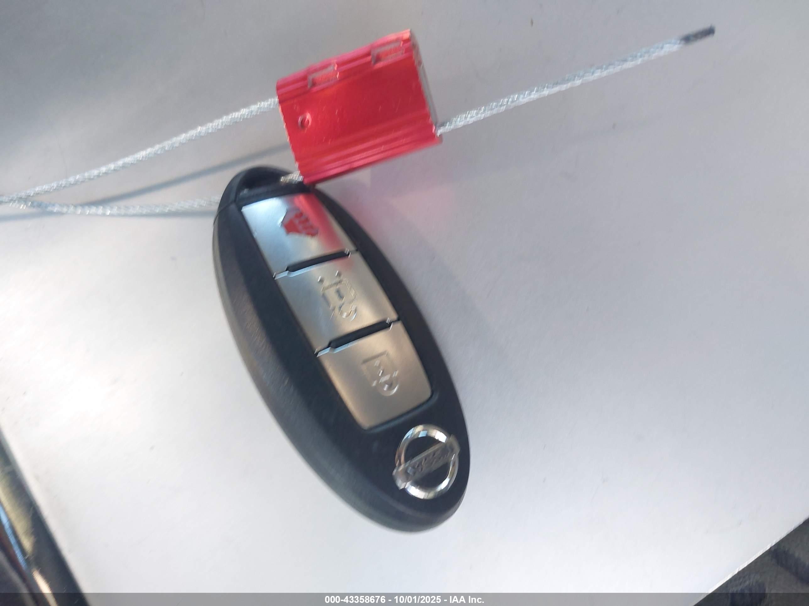 NISSAN FRONTIER image 11