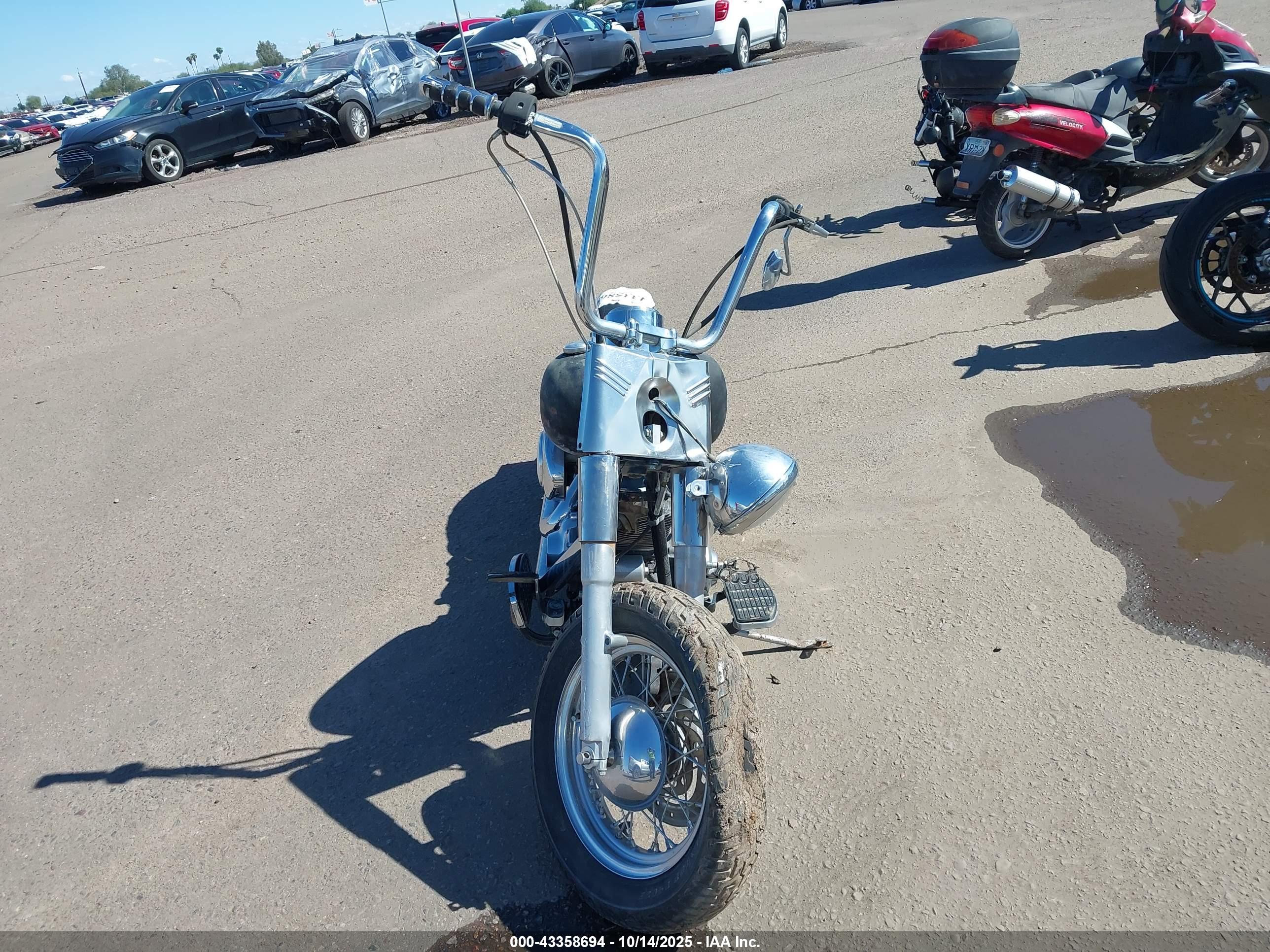 HARLEY-DAVIDSON FLSTCI image 5