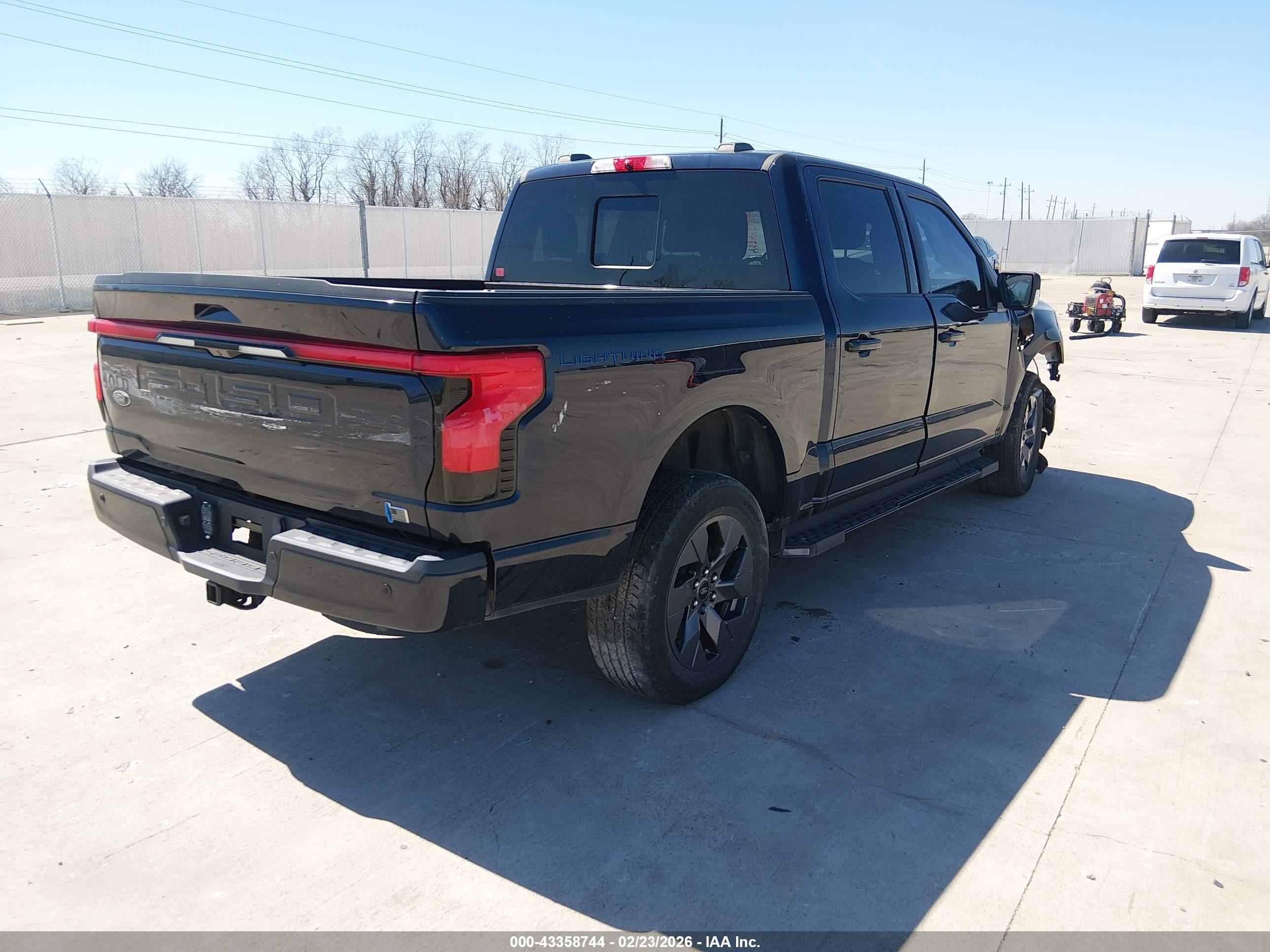FORD F-150 image 4