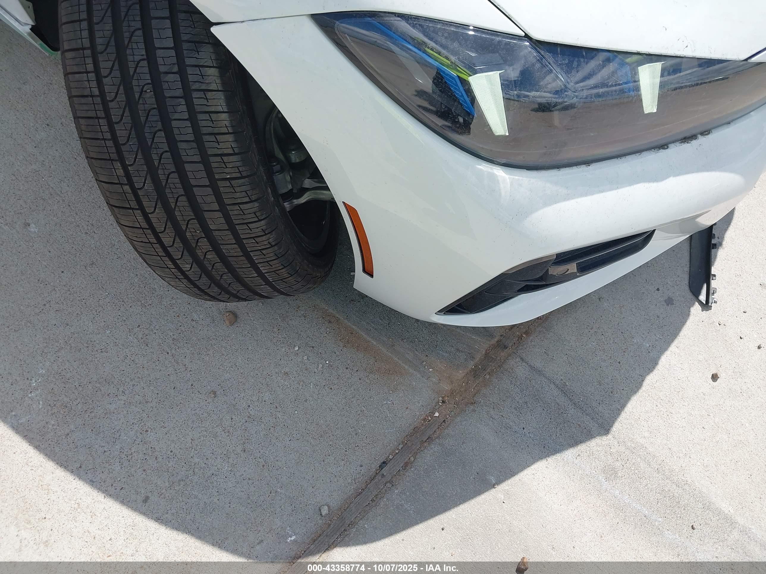 BMW 4 image 6
