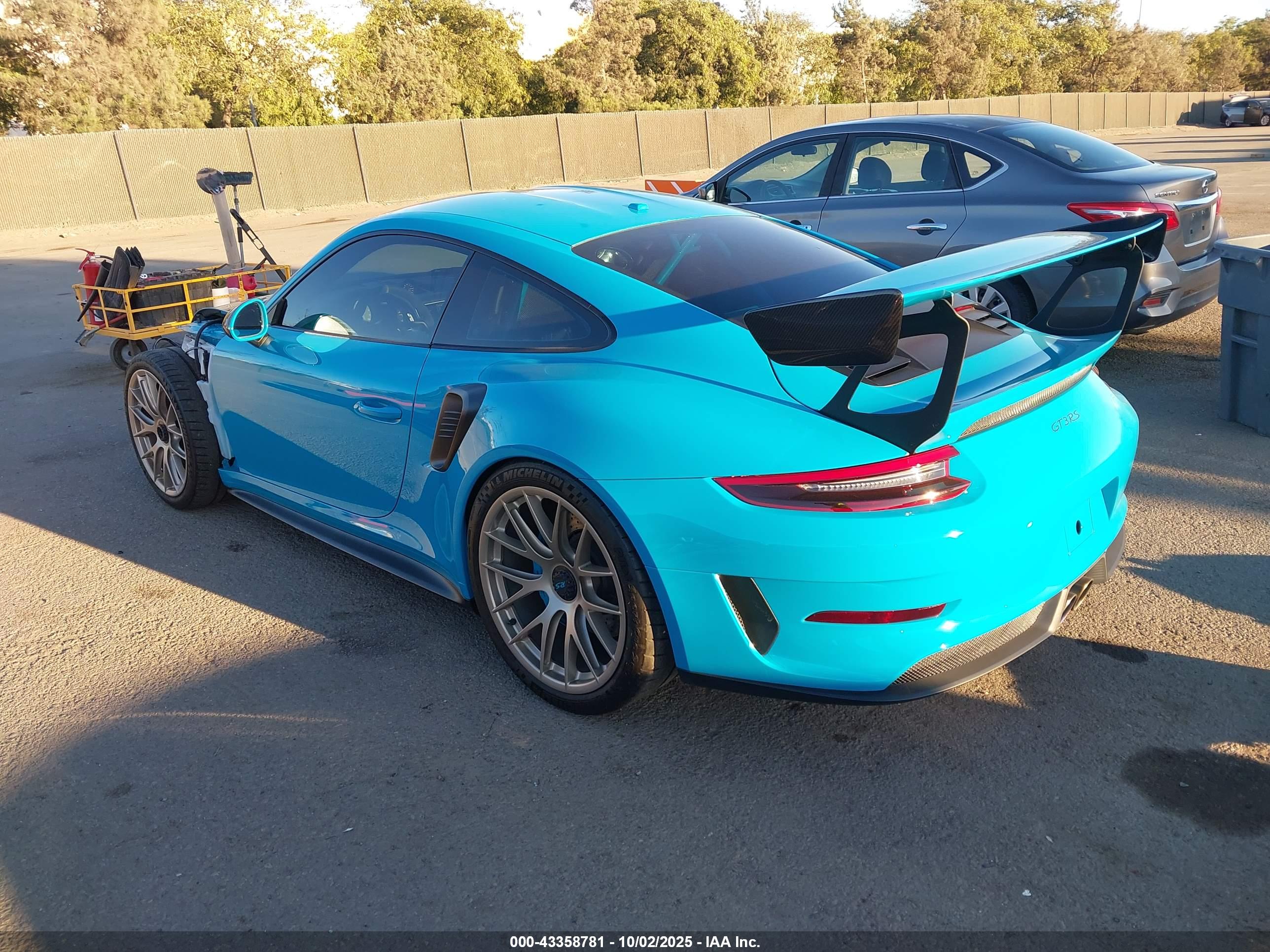 PORSCHE 911 image 3