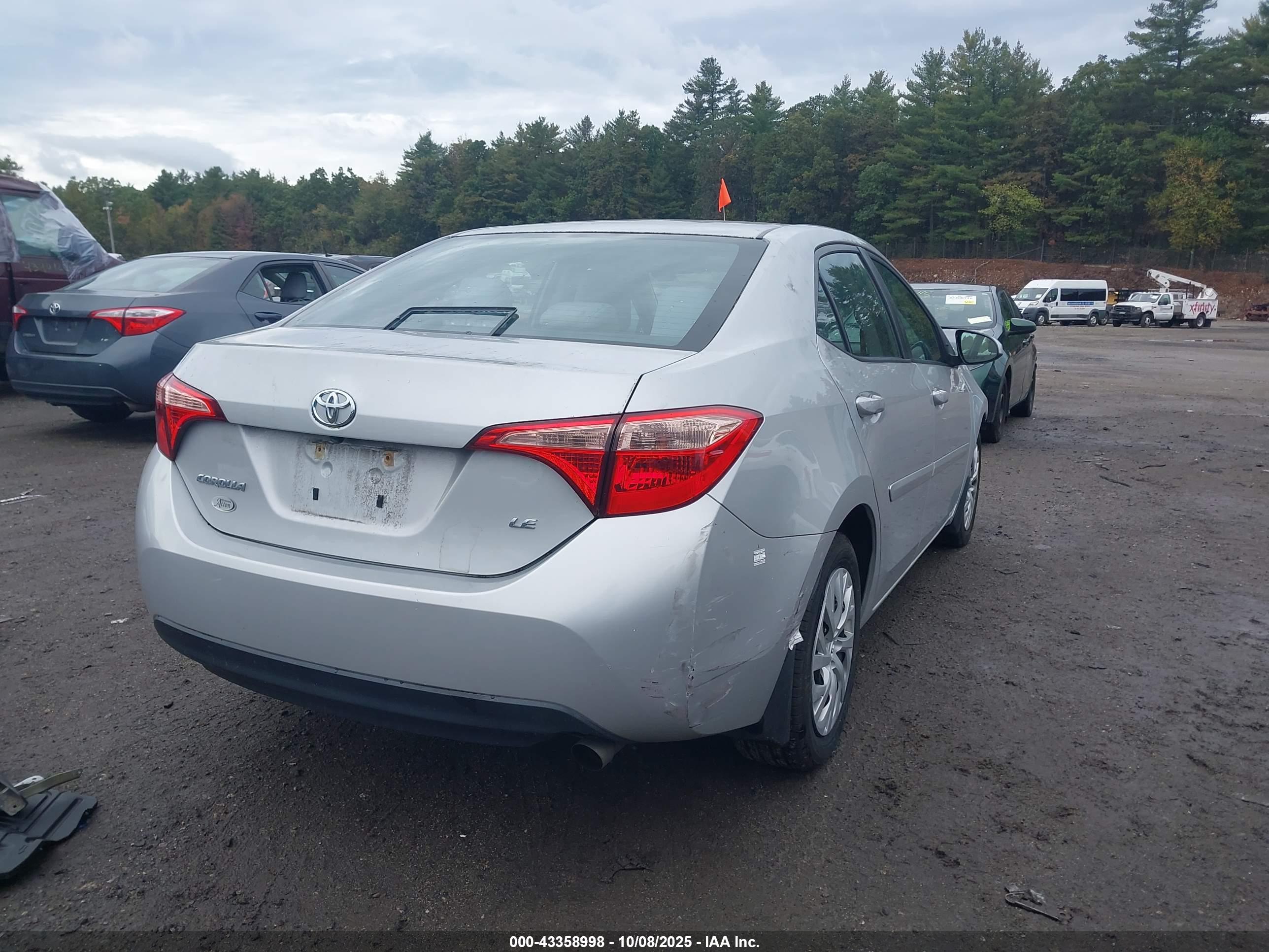TOYOTA COROLLA image 4