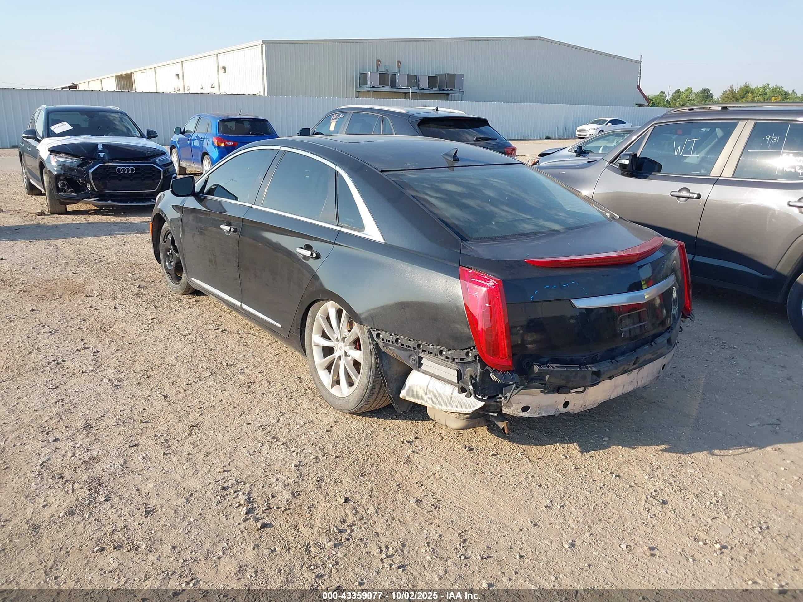 CADILLAC XTS image 3
