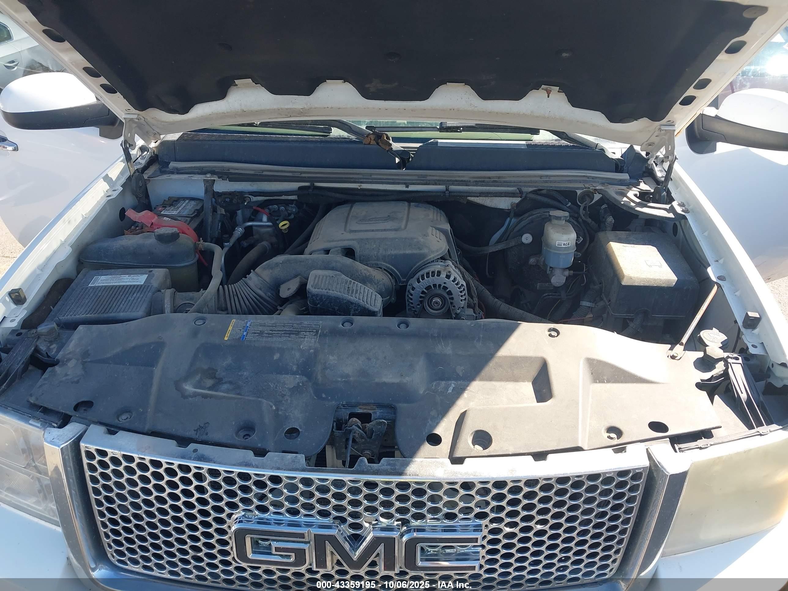 GMC SIERRA image 10