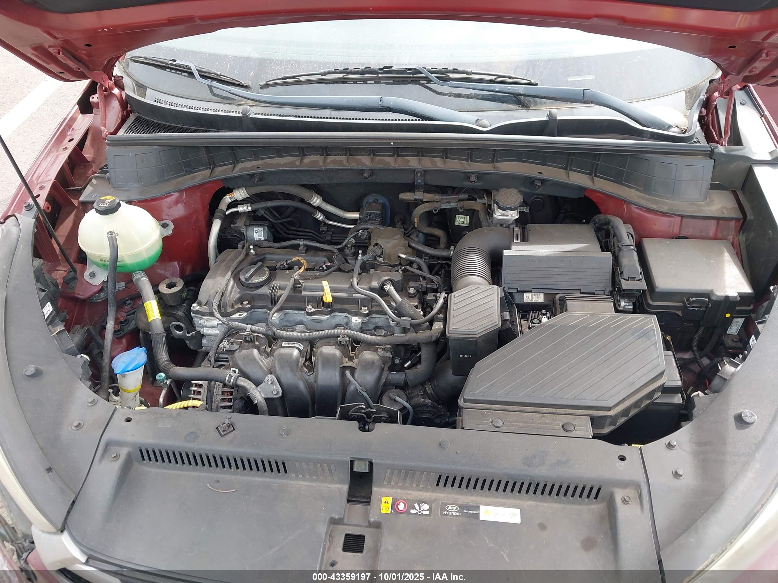 HYUNDAI TUCSON image 10