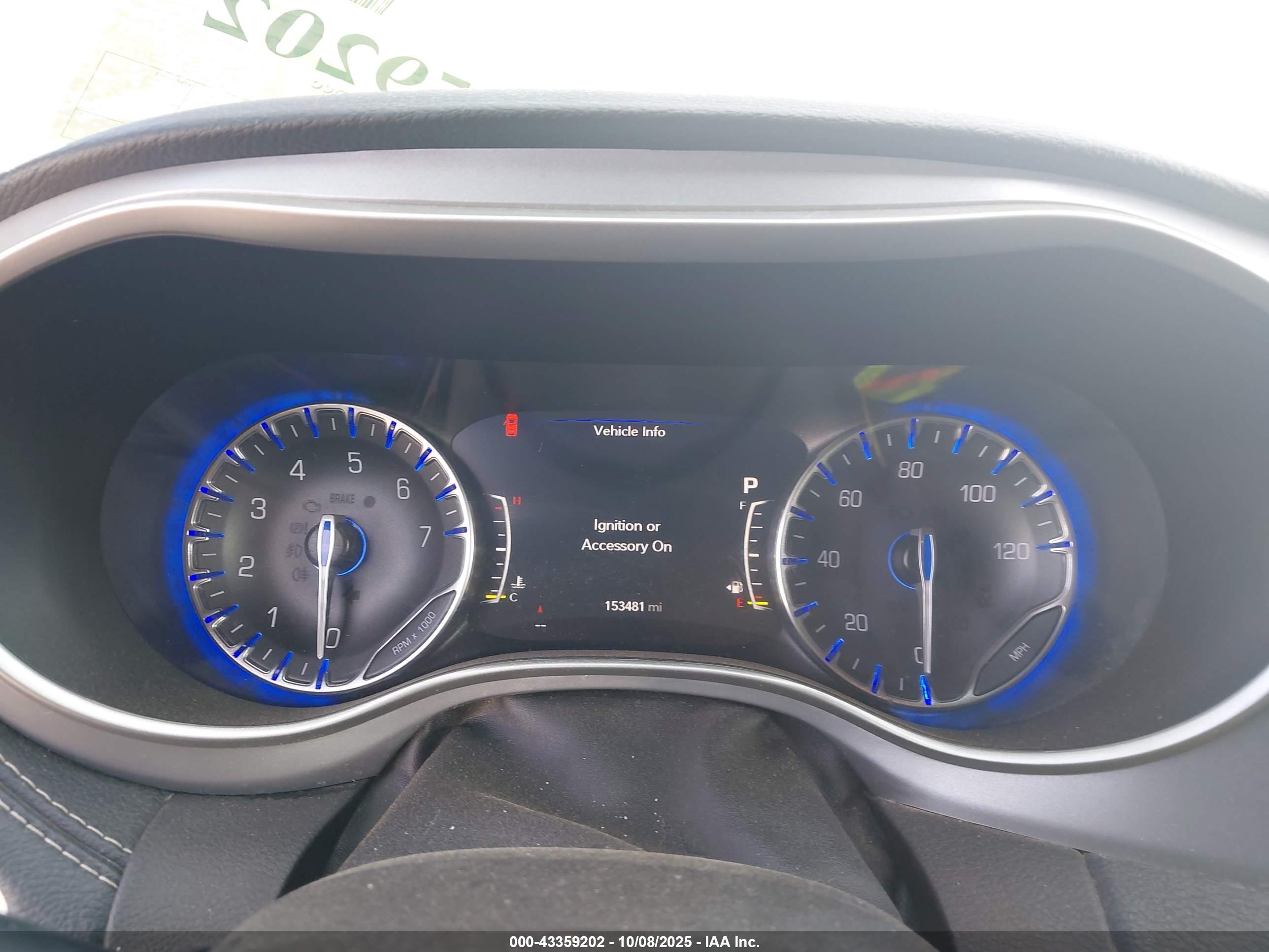 CHRYSLER PACIFICA image 7