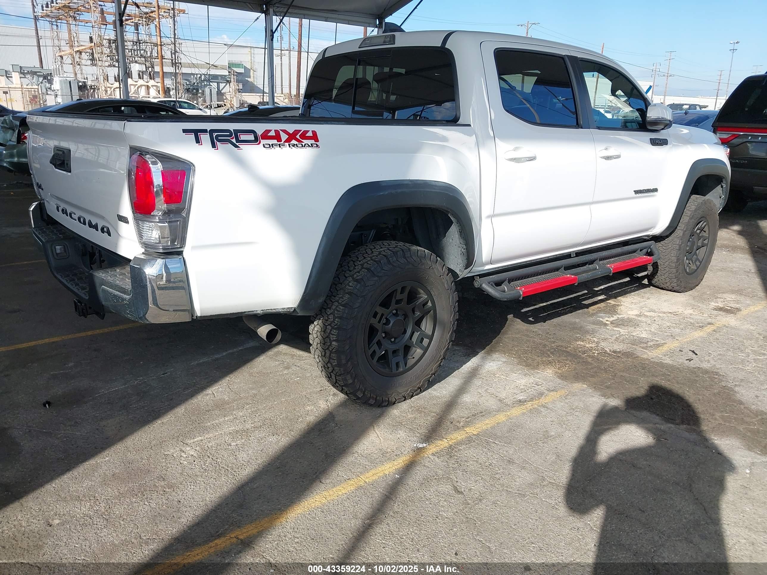 TOYOTA TACOMA image 4