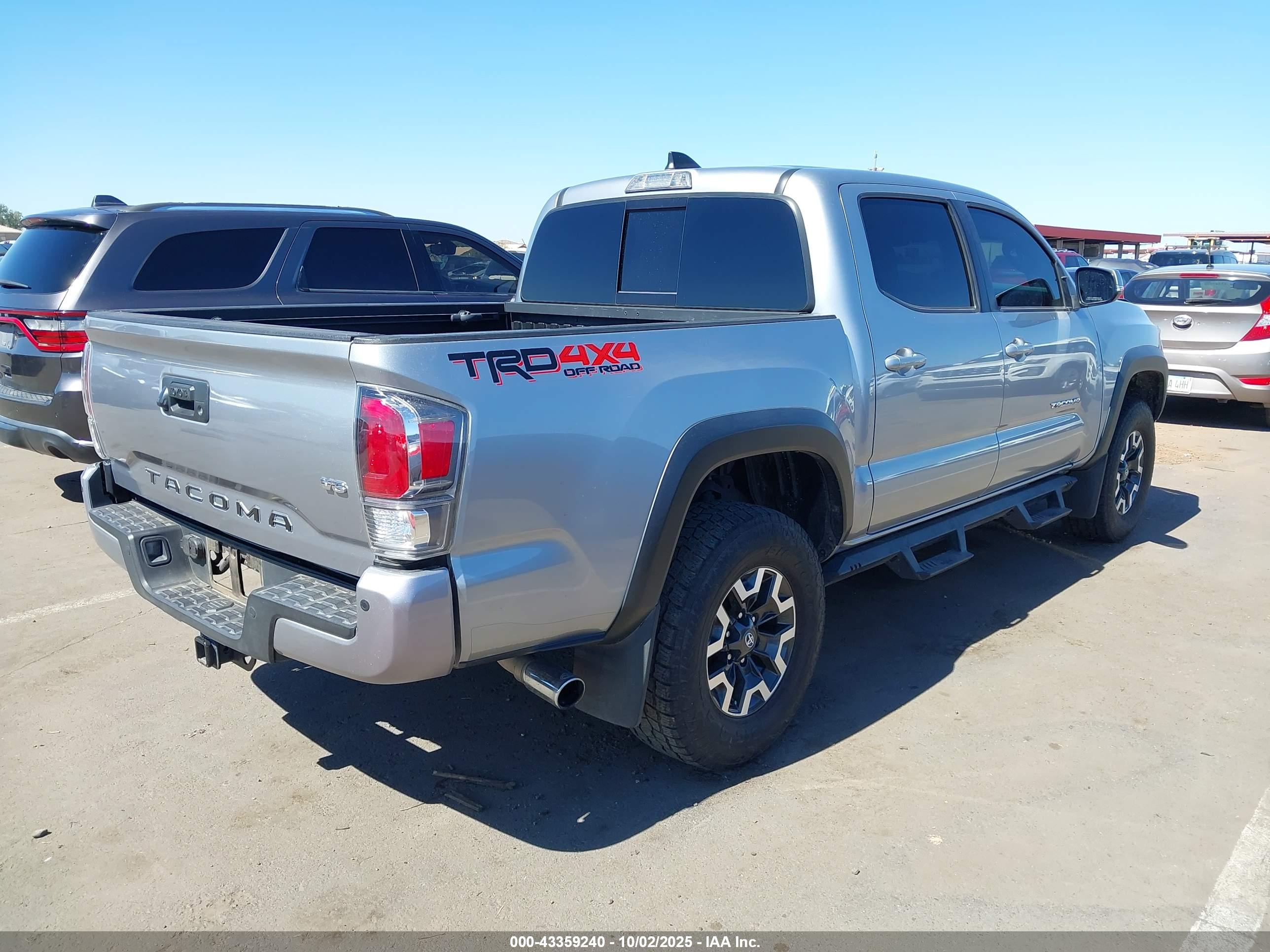 TOYOTA TACOMA image 4
