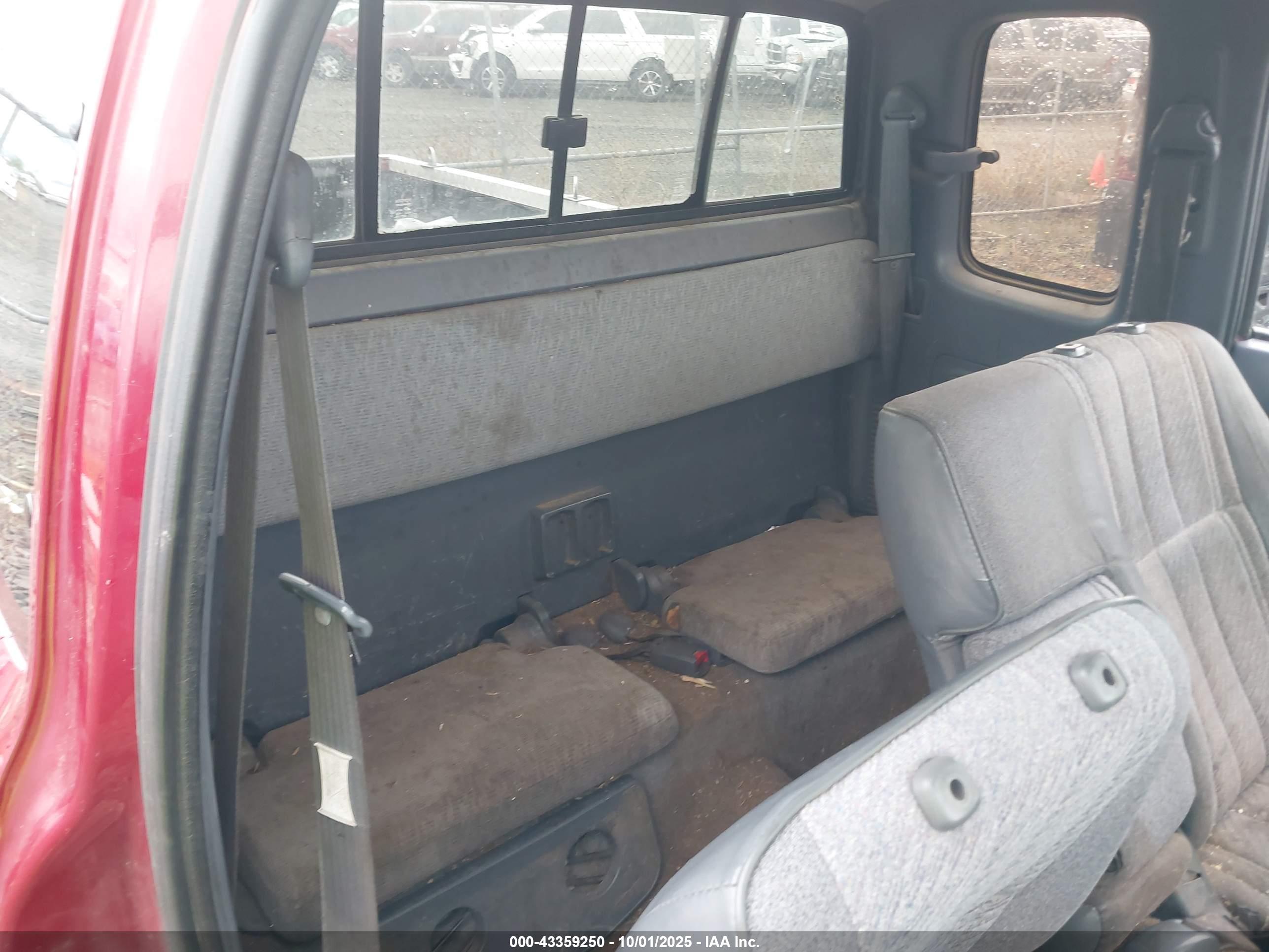 TOYOTA TACOMA image 8