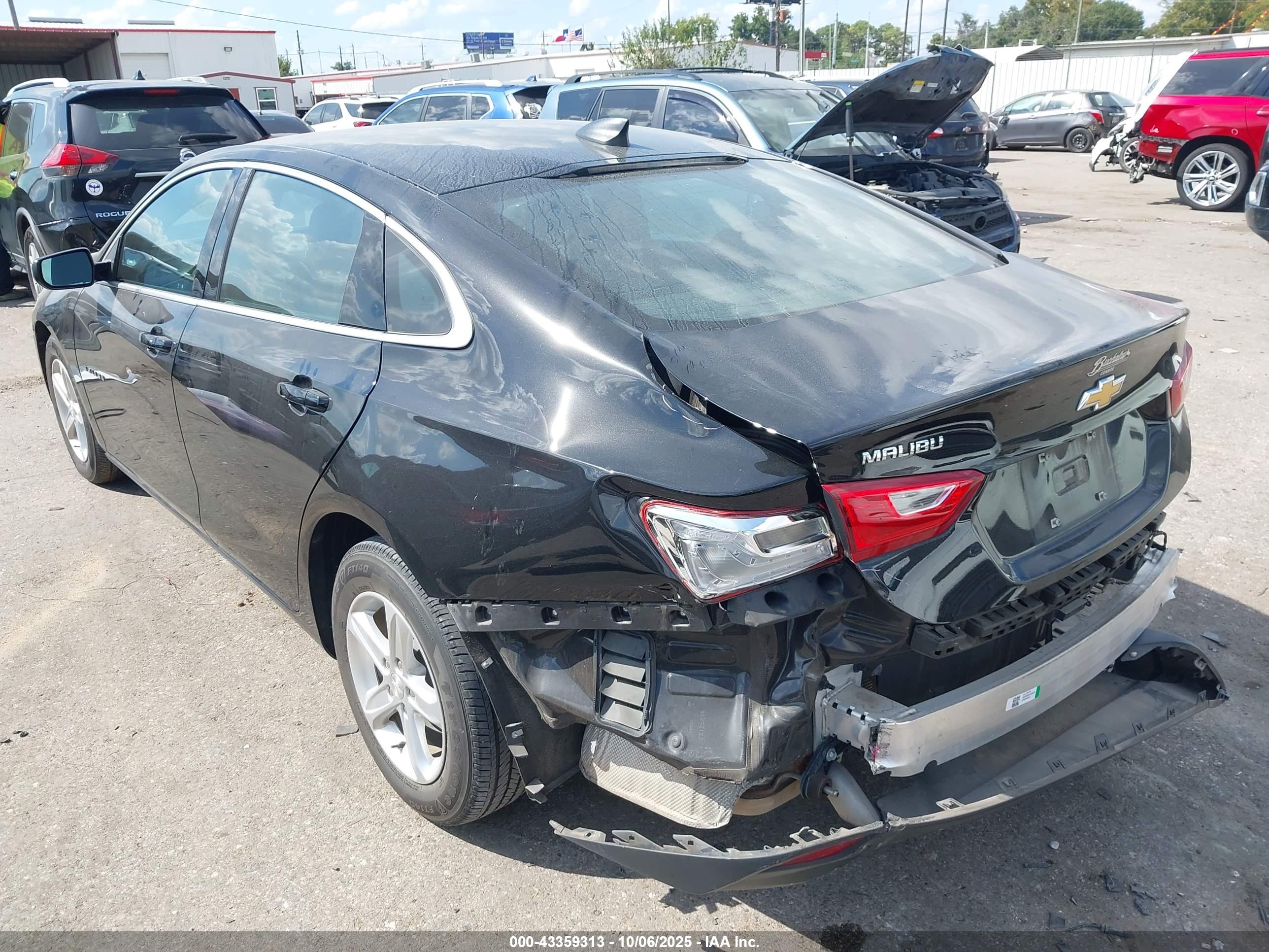 CHEVROLET MALIBU image 3