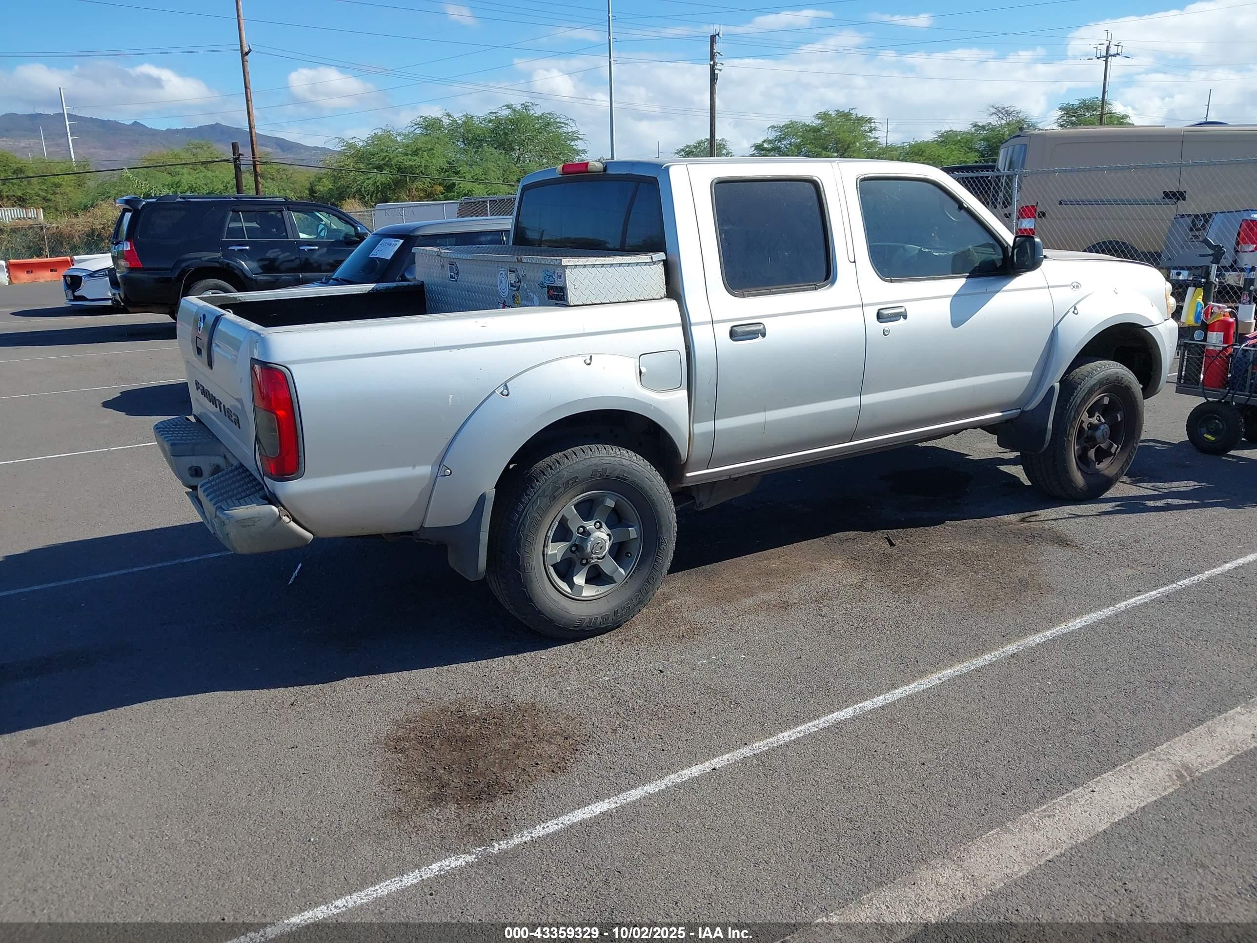 NISSAN FRONTIER image 4